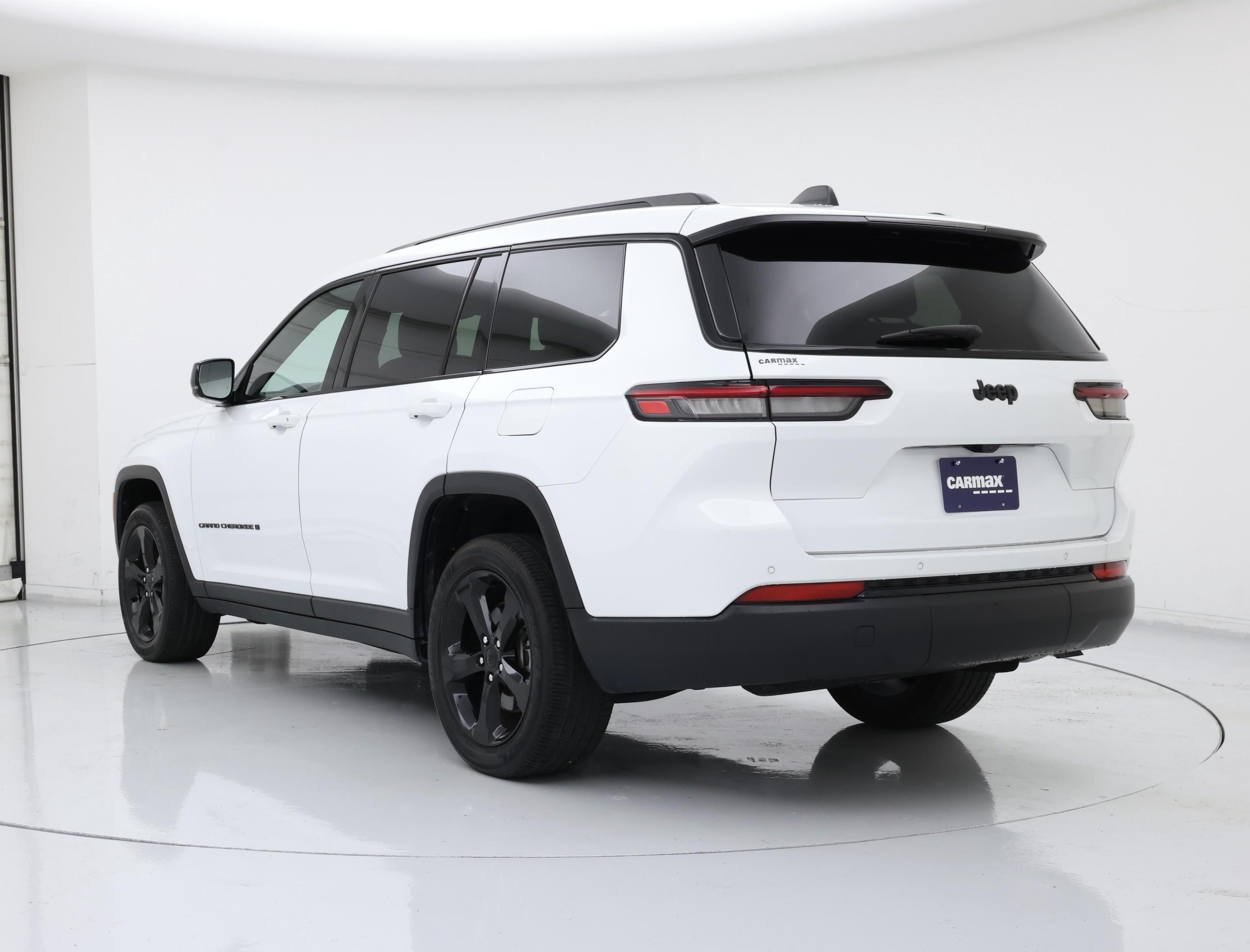 Thumbnail: 2023 Jeep Grand Cherokee L - 2