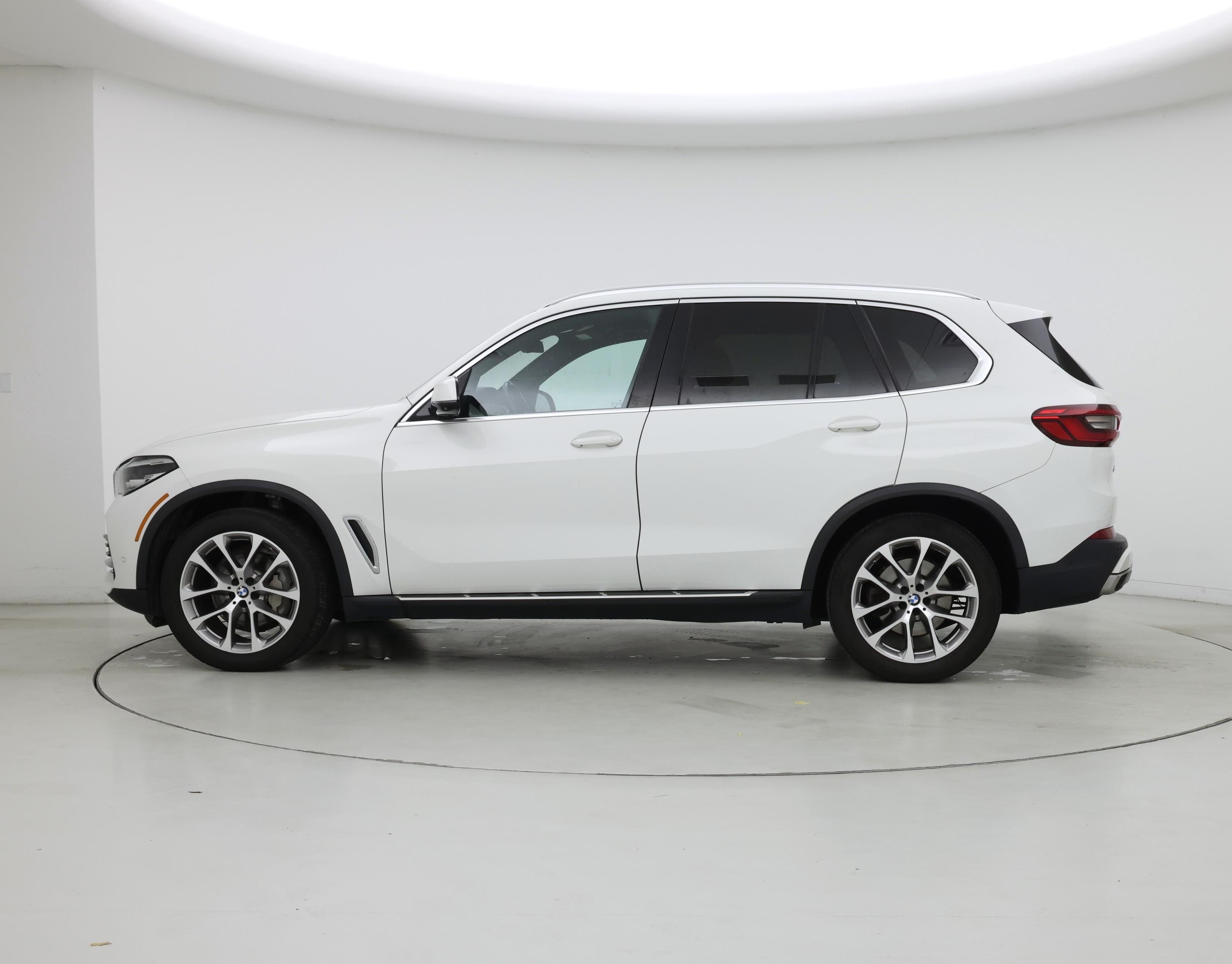 Thumbnail: 2019 BMW X5 - 3