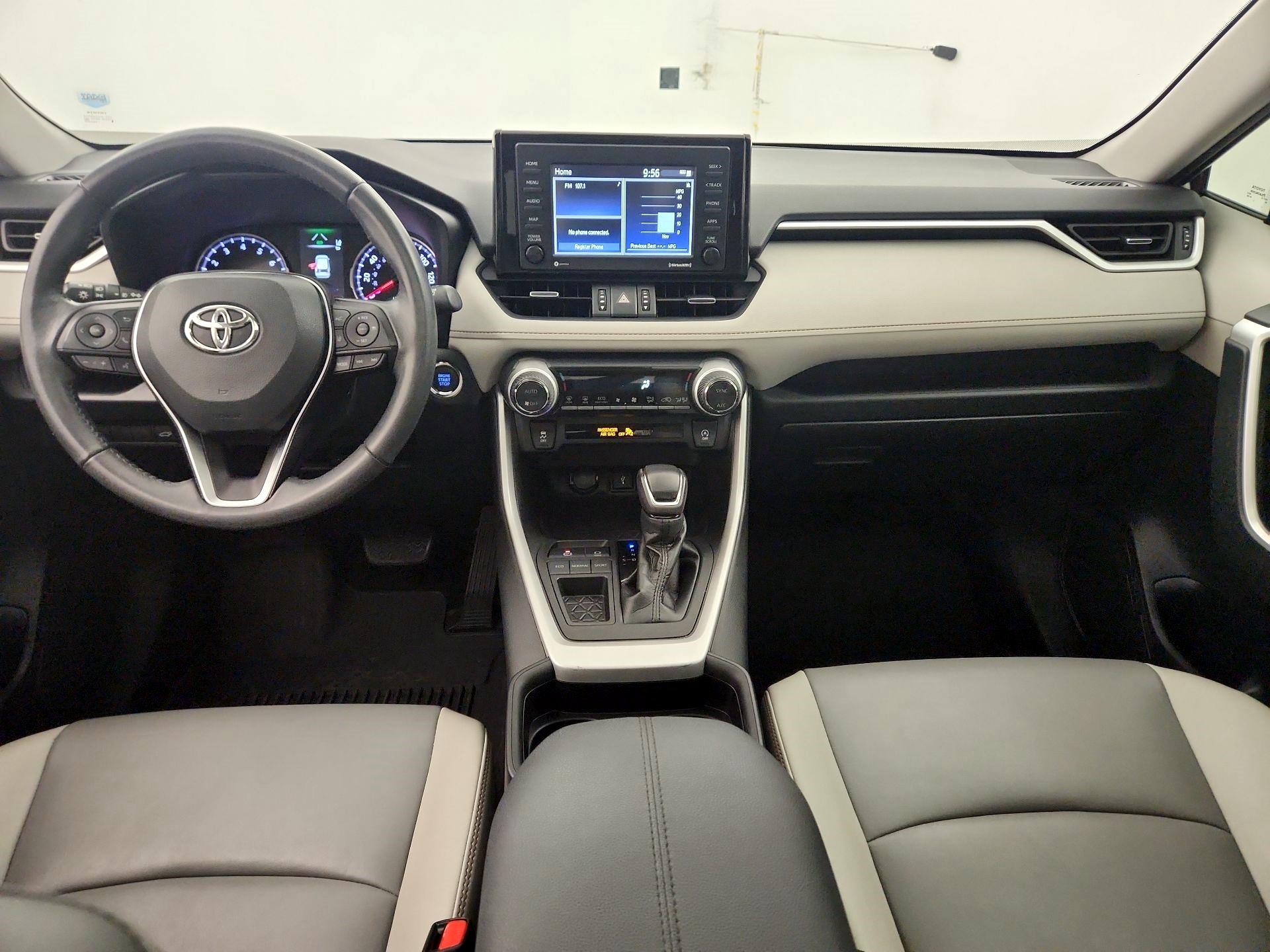 Thumbnail: 2021 Toyota RAV4 - 9