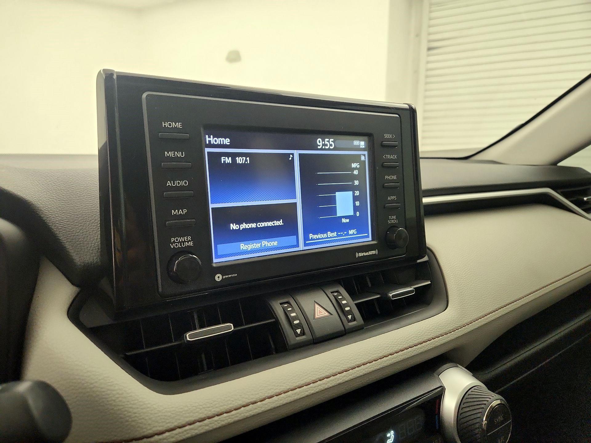 Thumbnail: 2021 Toyota RAV4 - 15