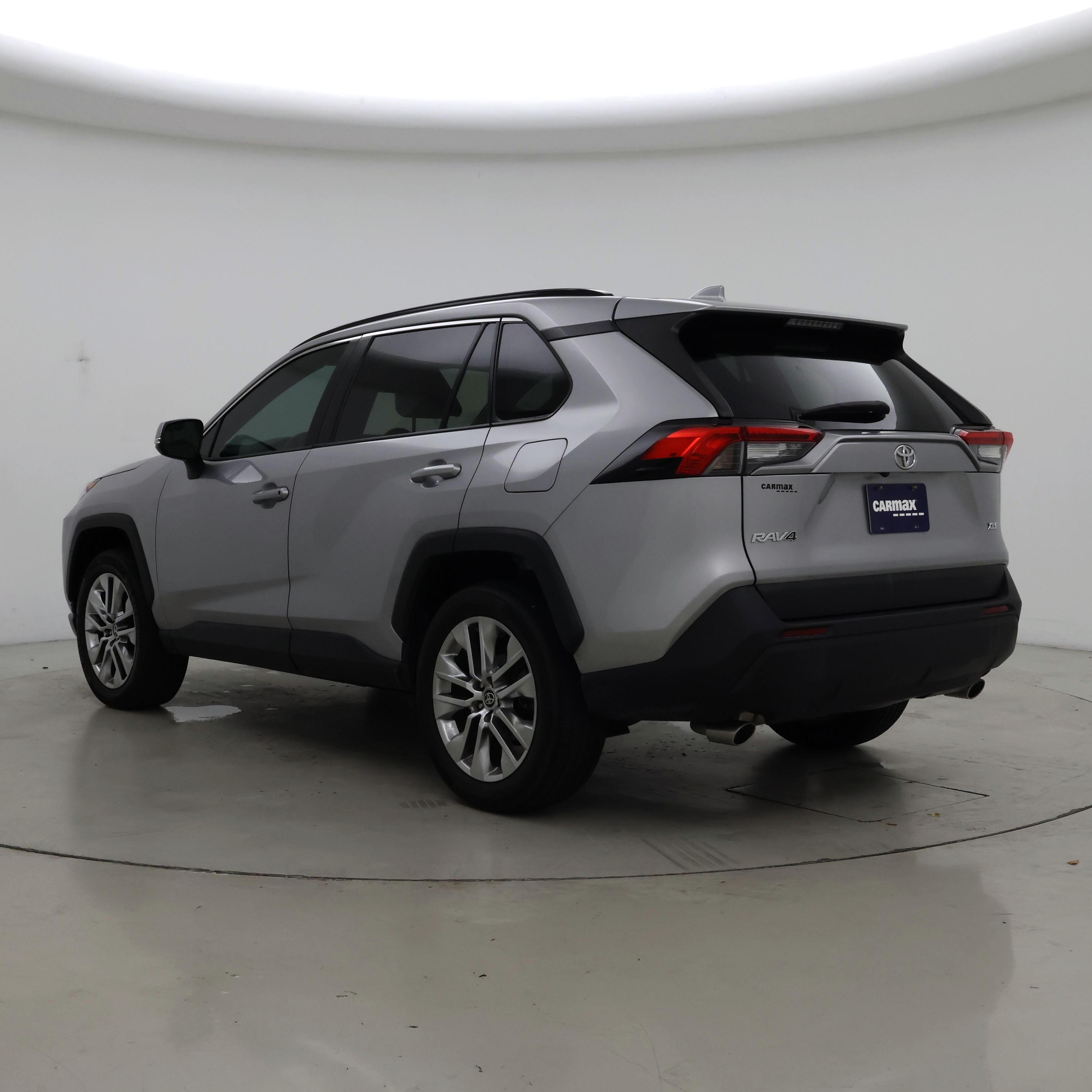 Thumbnail: 2021 Toyota RAV4 - 2