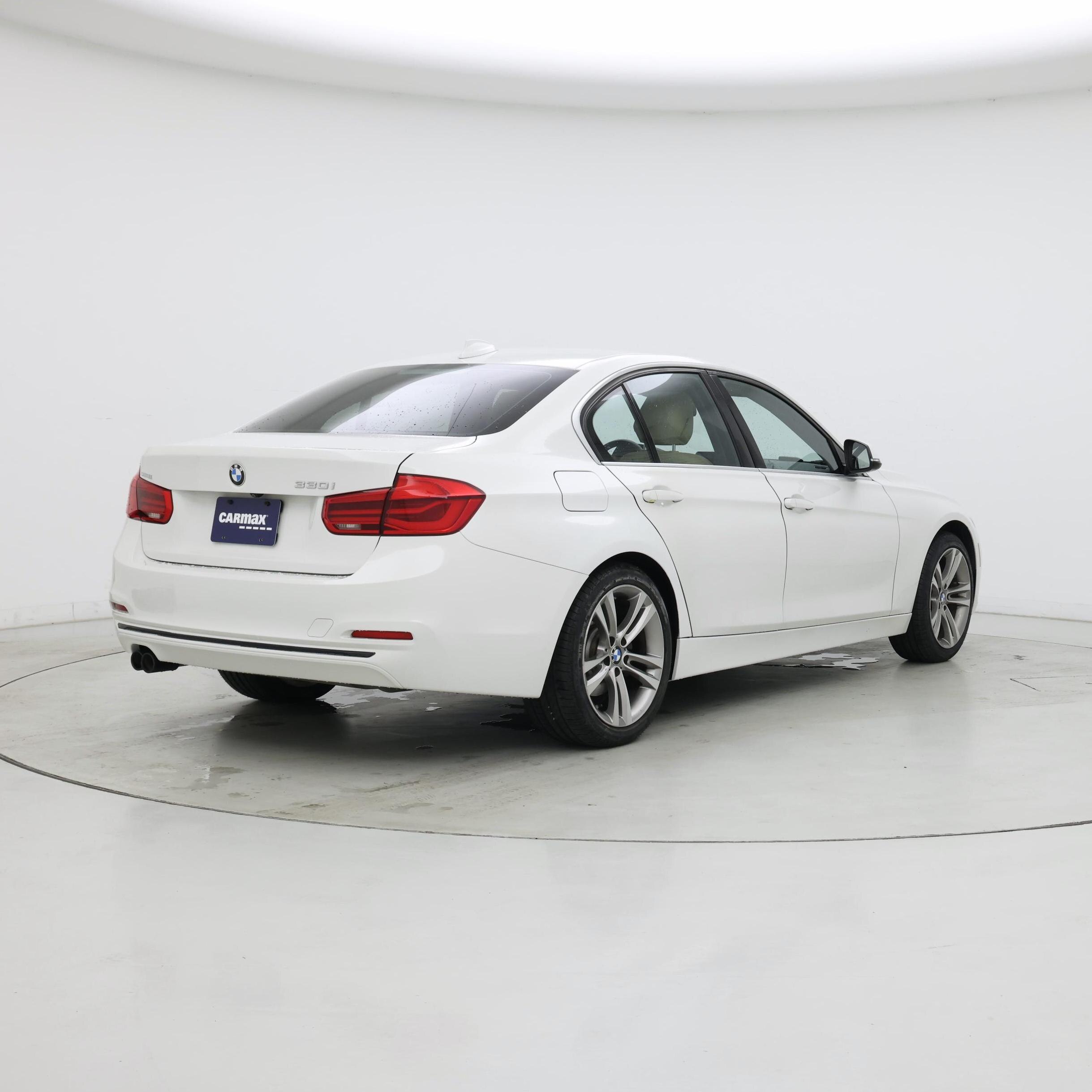 Thumbnail: 2018 BMW 3 Series - 8