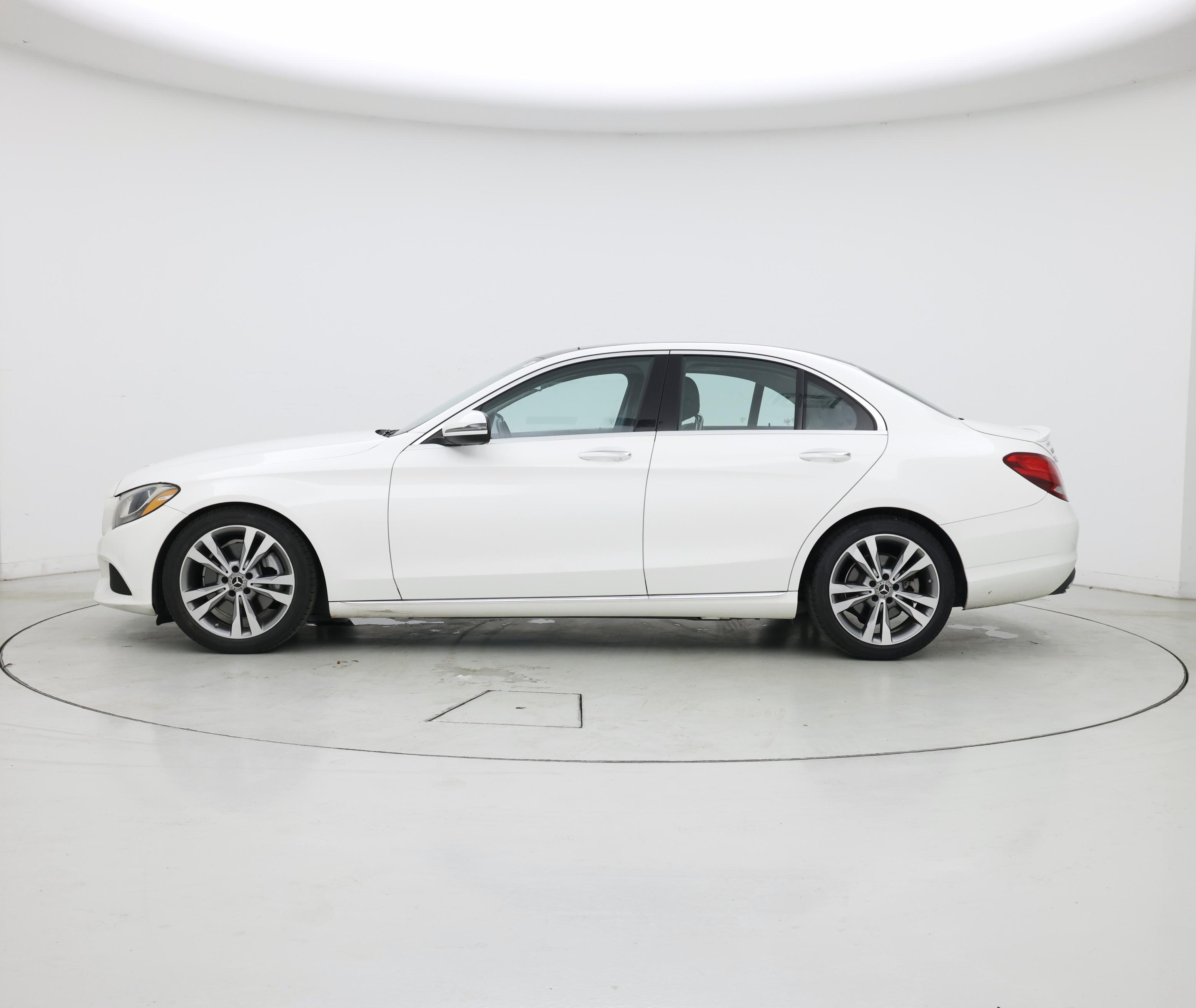 Thumbnail: 2017 Mercedes-Benz C-Class - 3