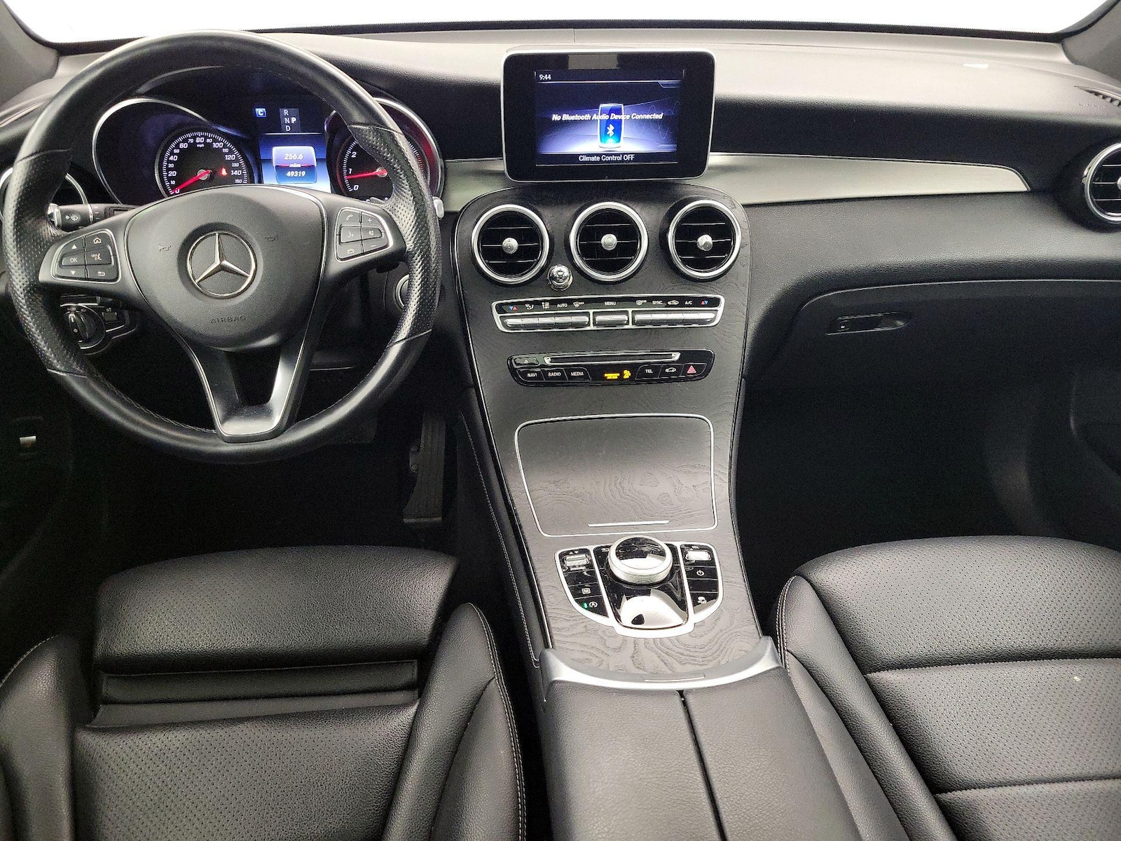 2019 Mercedes-Benz GLC GLC300 - Photo 10