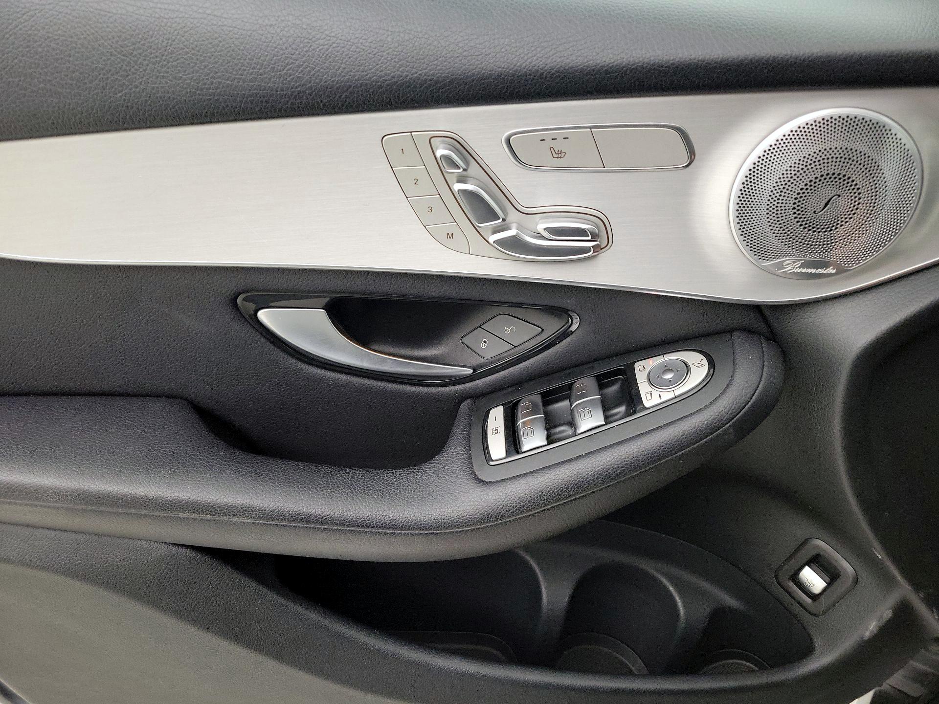 Thumbnail: 2019 Mercedes-Benz GLC - 12