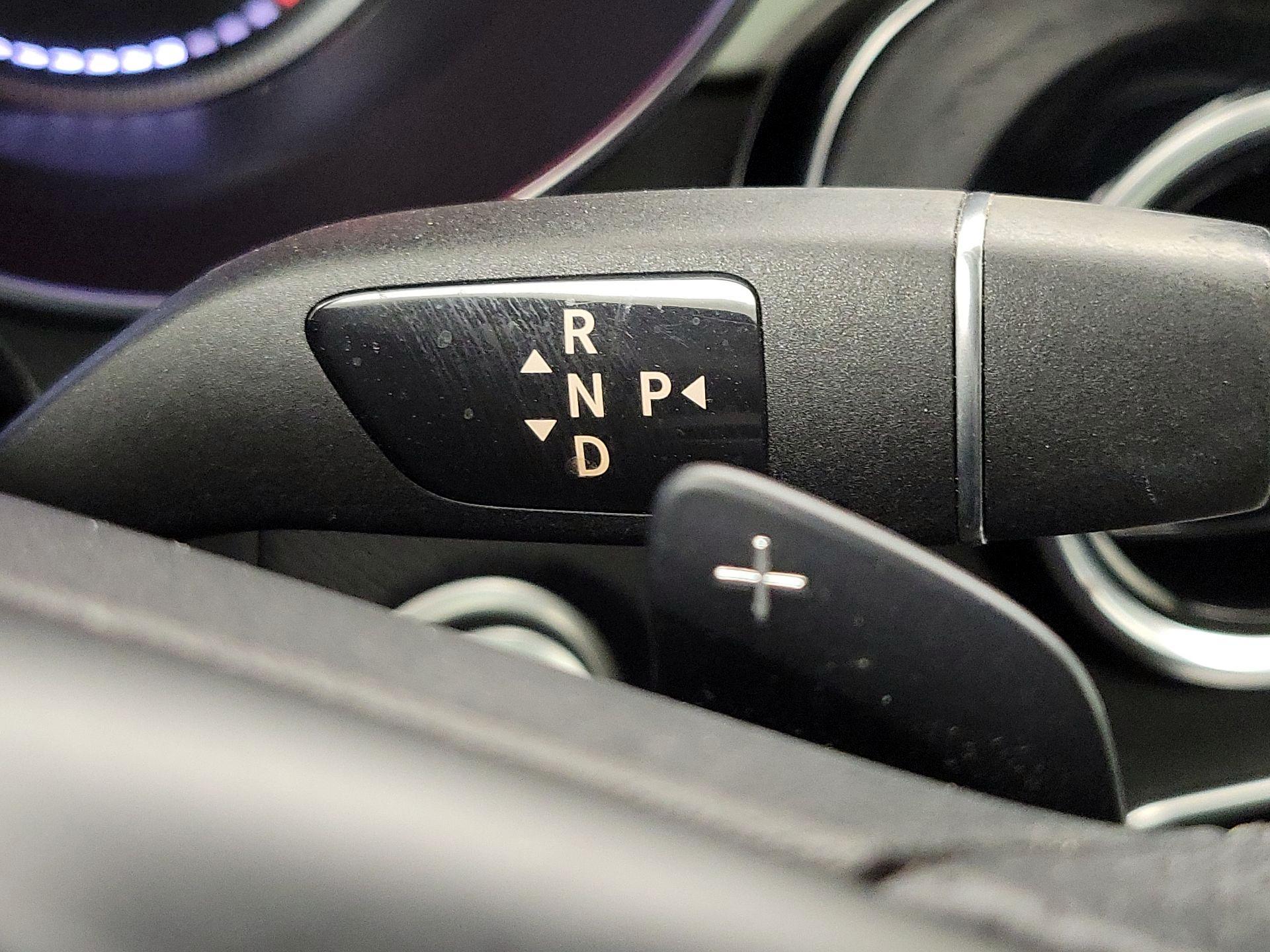 Thumbnail: 2019 Mercedes-Benz GLC - 17