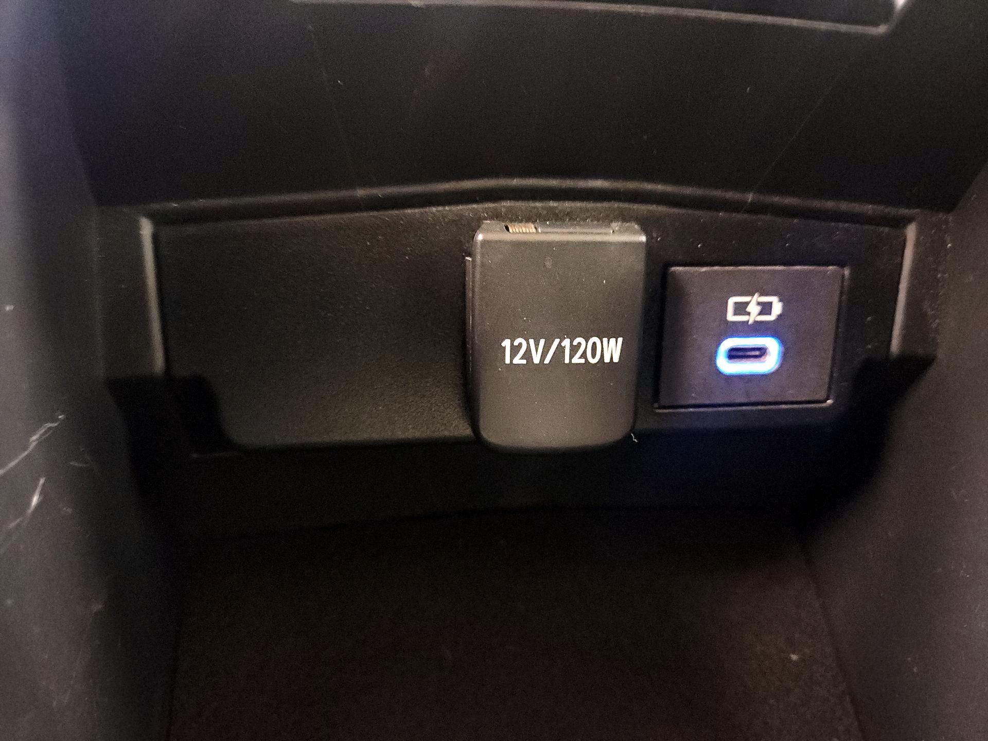 Thumbnail: 2022 Toyota Corolla - 18