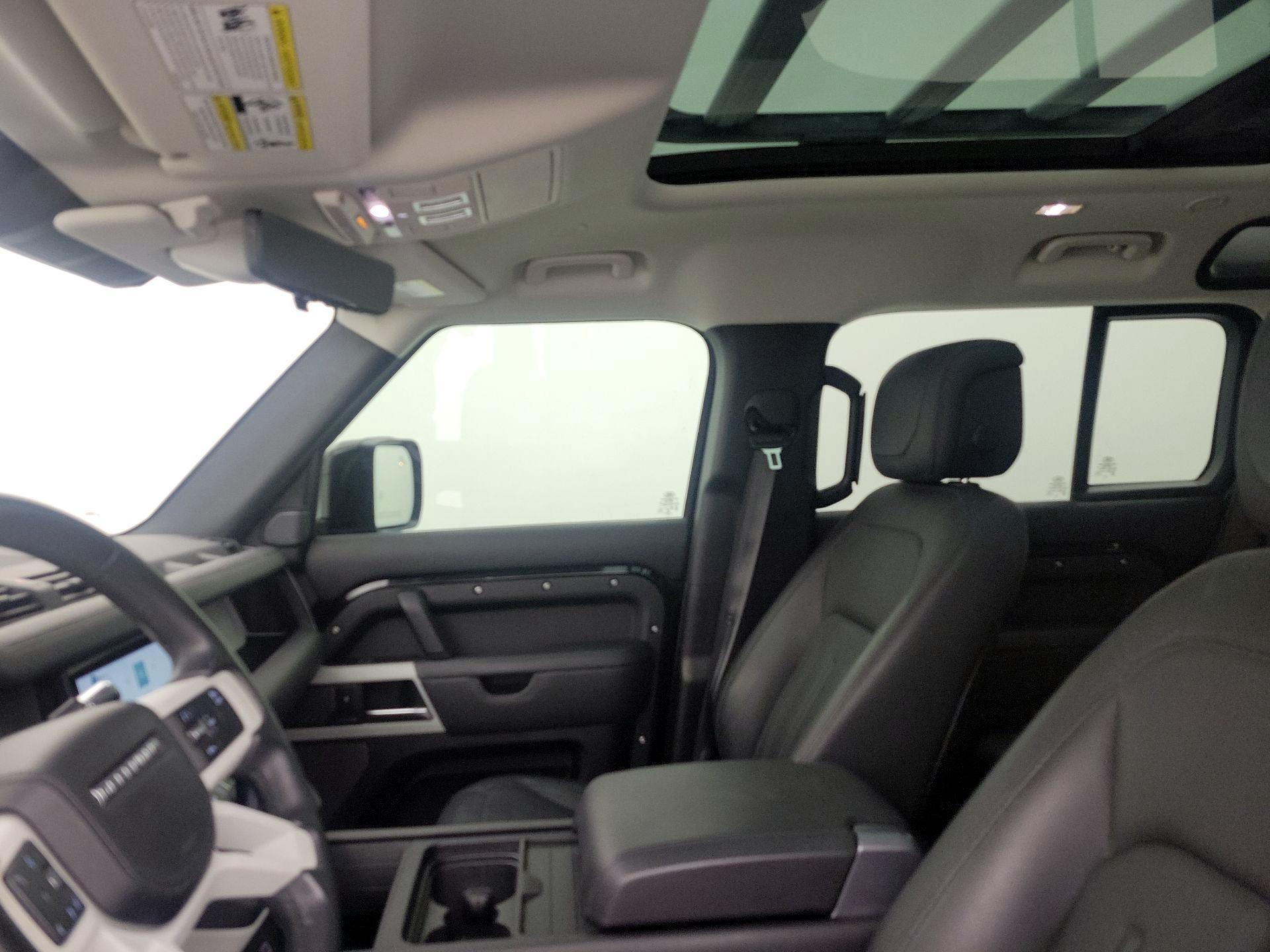 Thumbnail: 2020 Land Rover Defender - 20