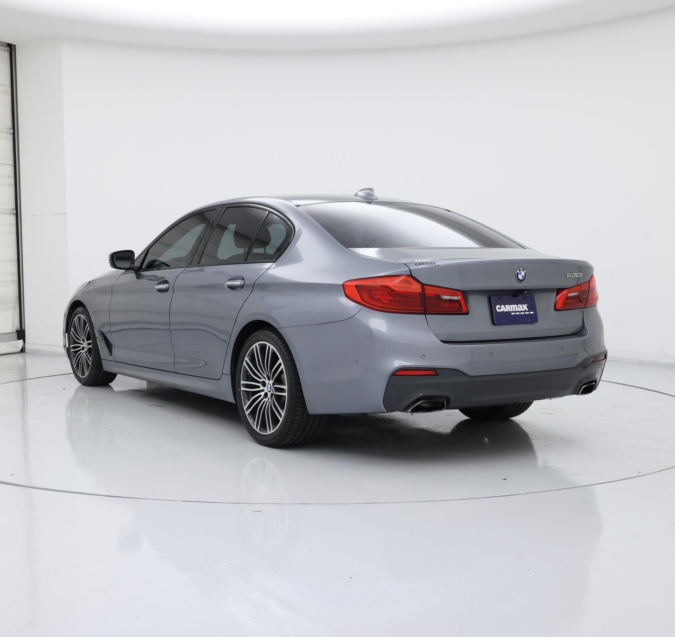 Thumbnail: 2018 BMW 5 Series - 2