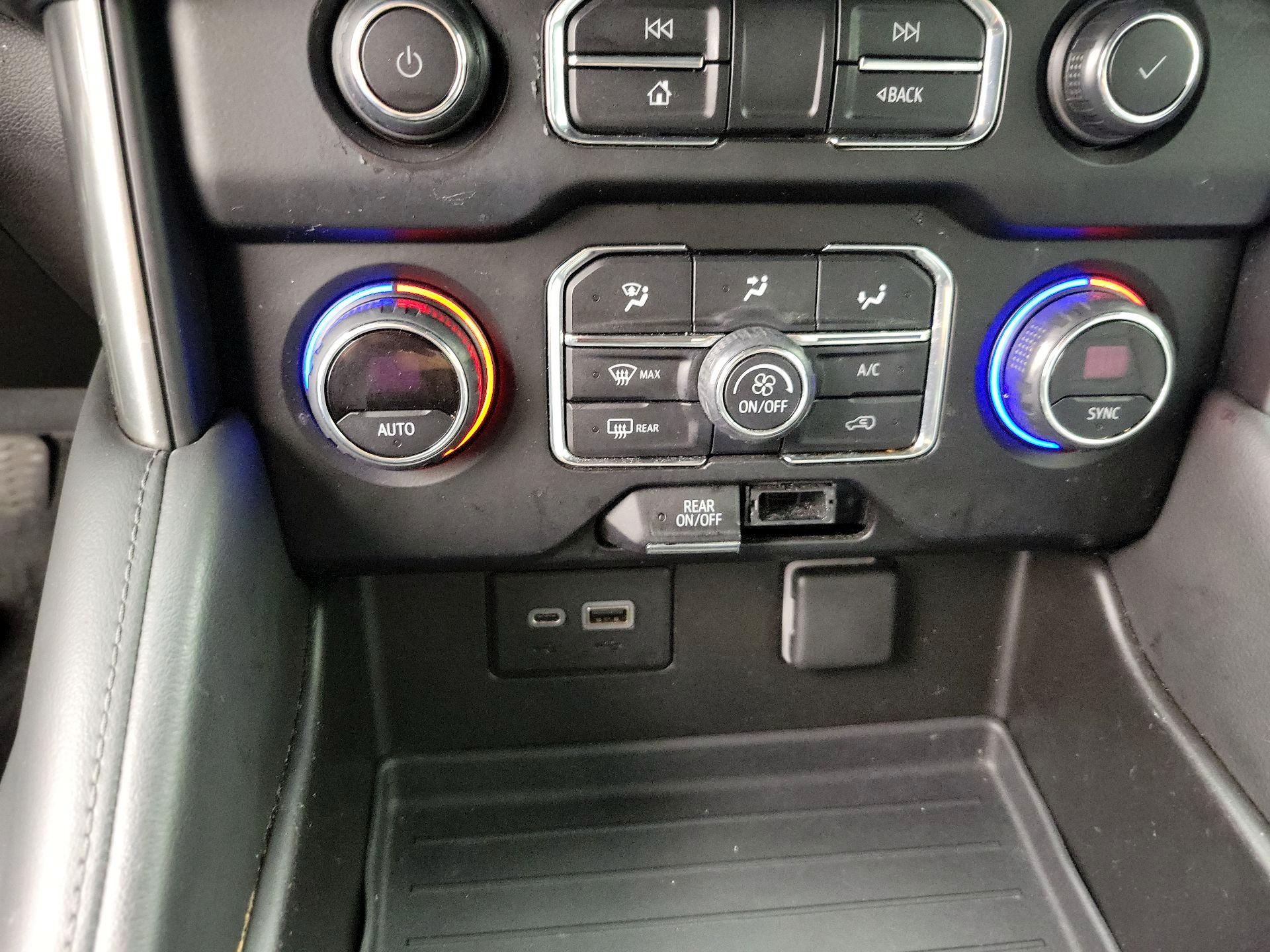 Thumbnail: 2021 Chevrolet Tahoe - 16