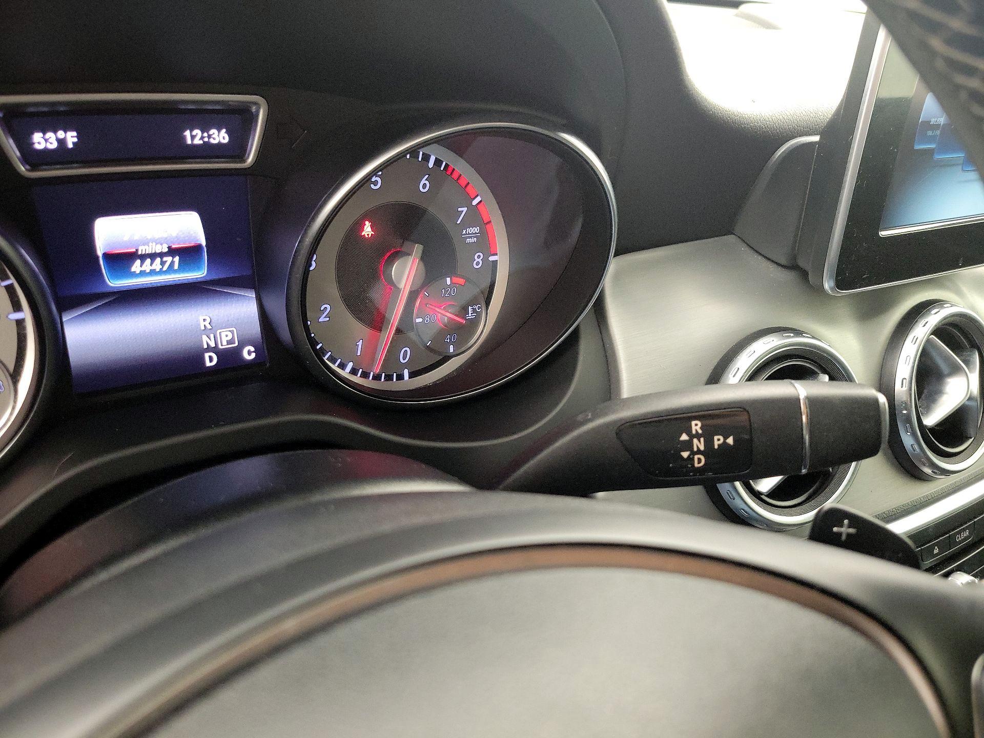 Thumbnail: 2016 Mercedes-Benz GLA - 17