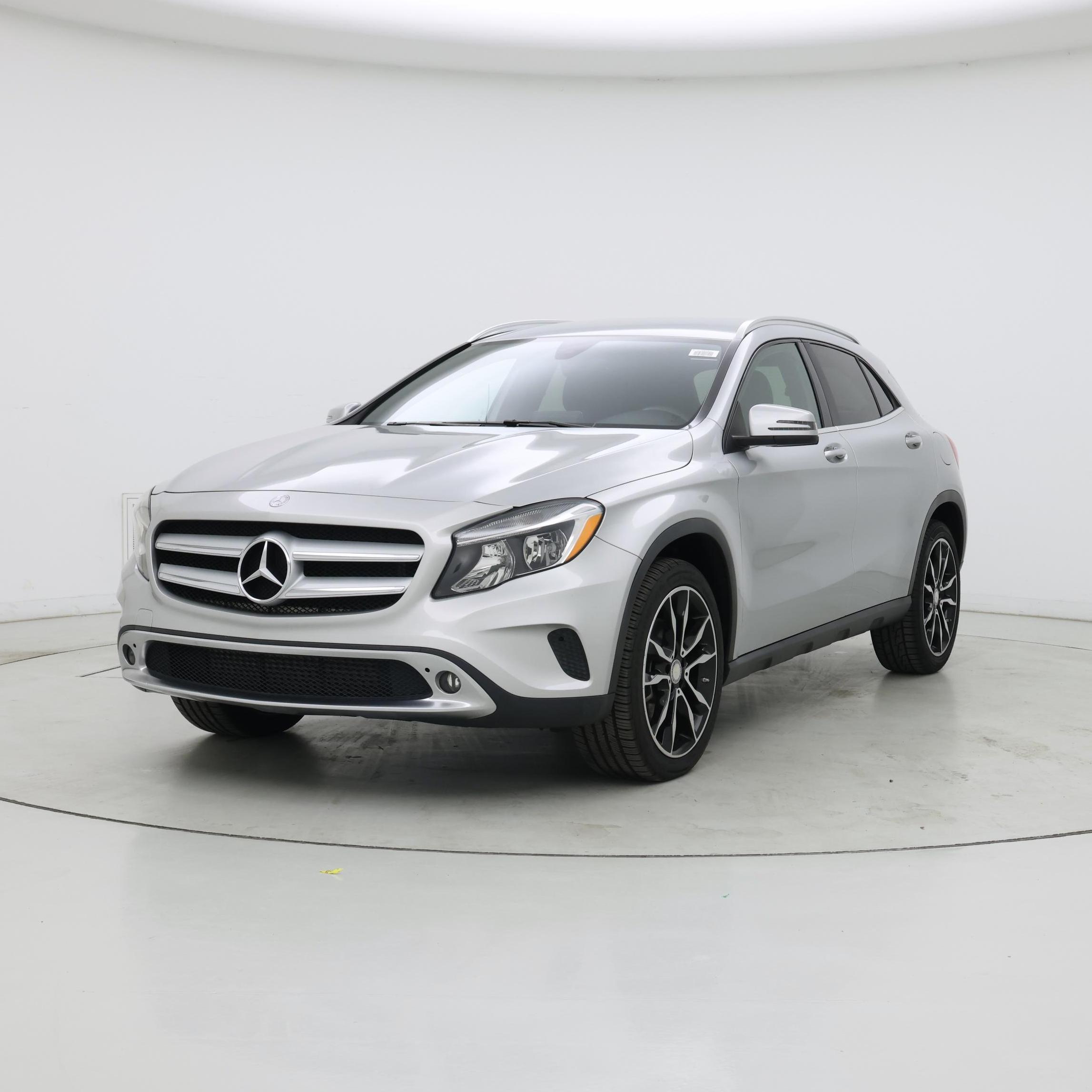 Thumbnail: 2016 Mercedes-Benz GLA - 4