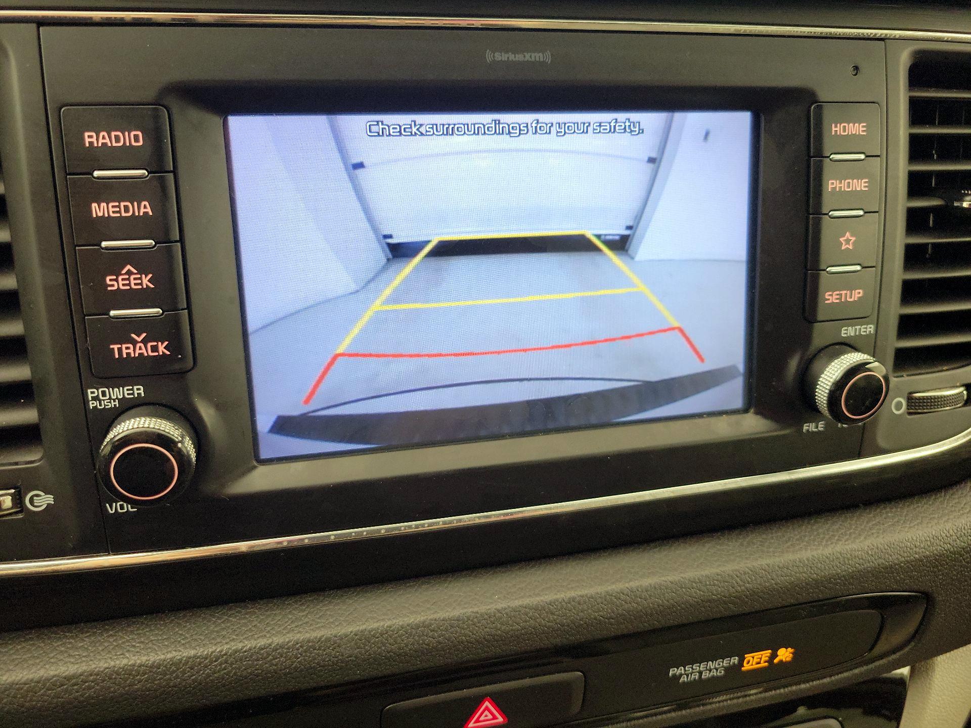 Thumbnail: 2019 Kia Sedona - 14