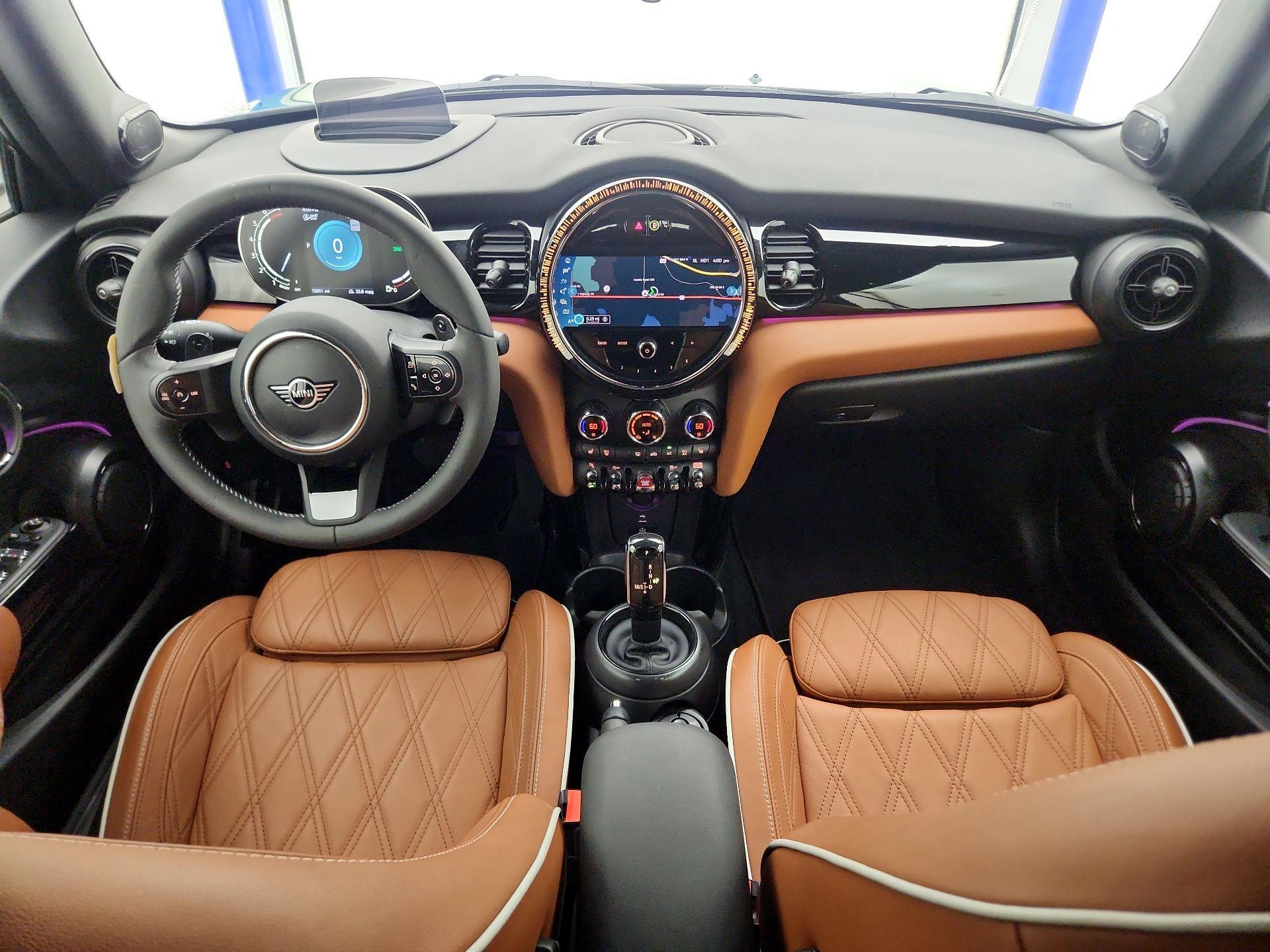 Thumbnail: 2024 MINI Cooper - 9