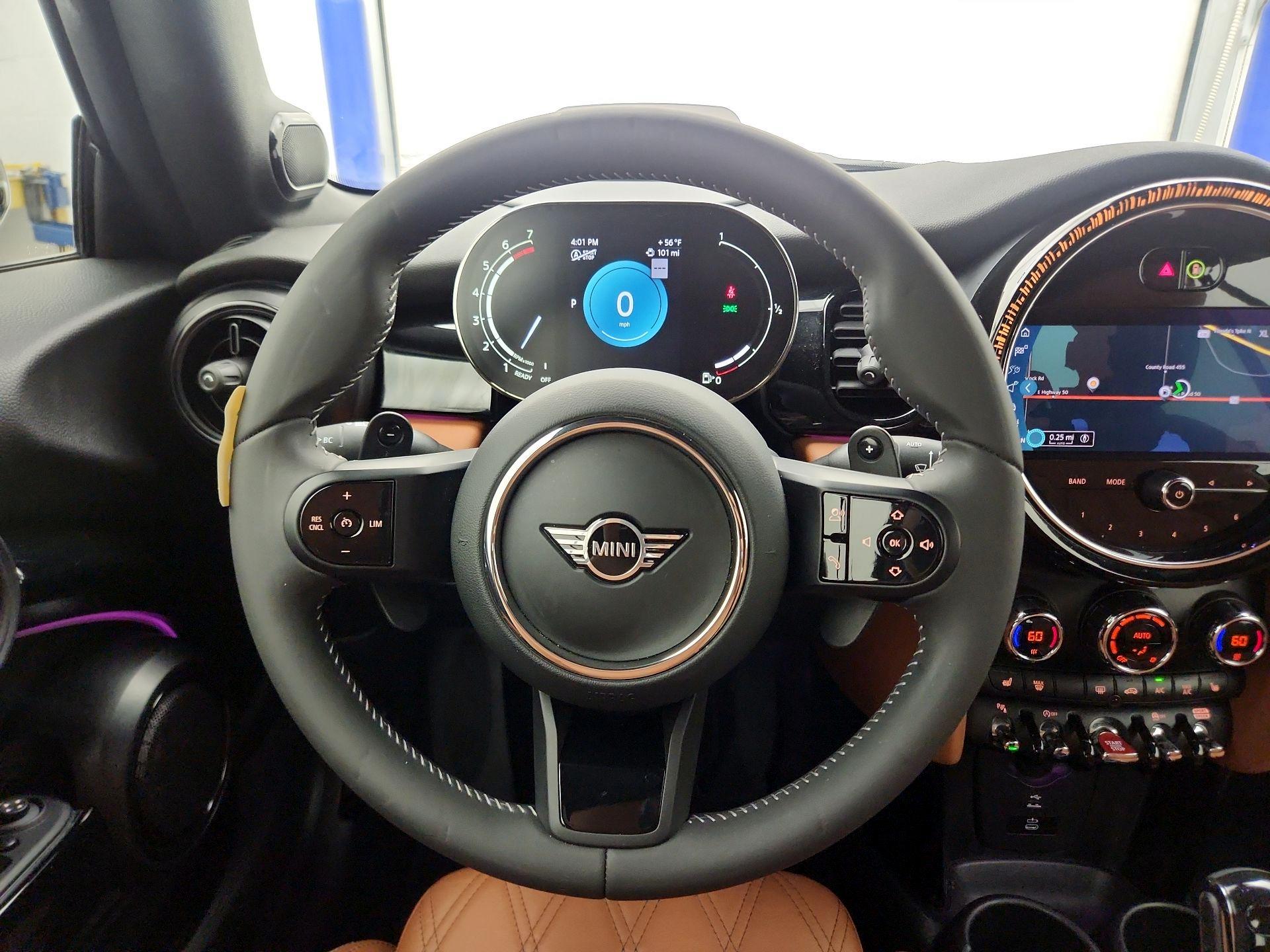 Thumbnail: 2024 MINI Cooper - 10