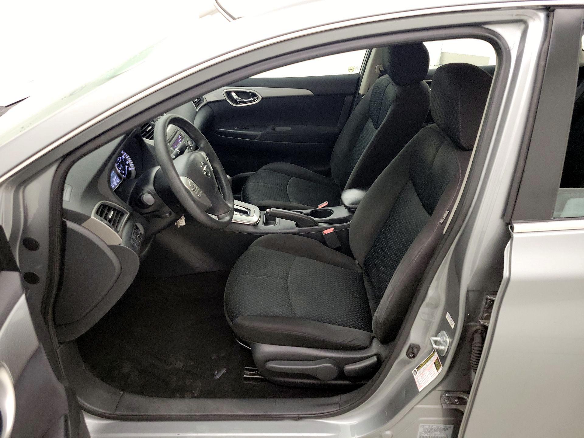 Thumbnail: 2014 Nissan Sentra - 11