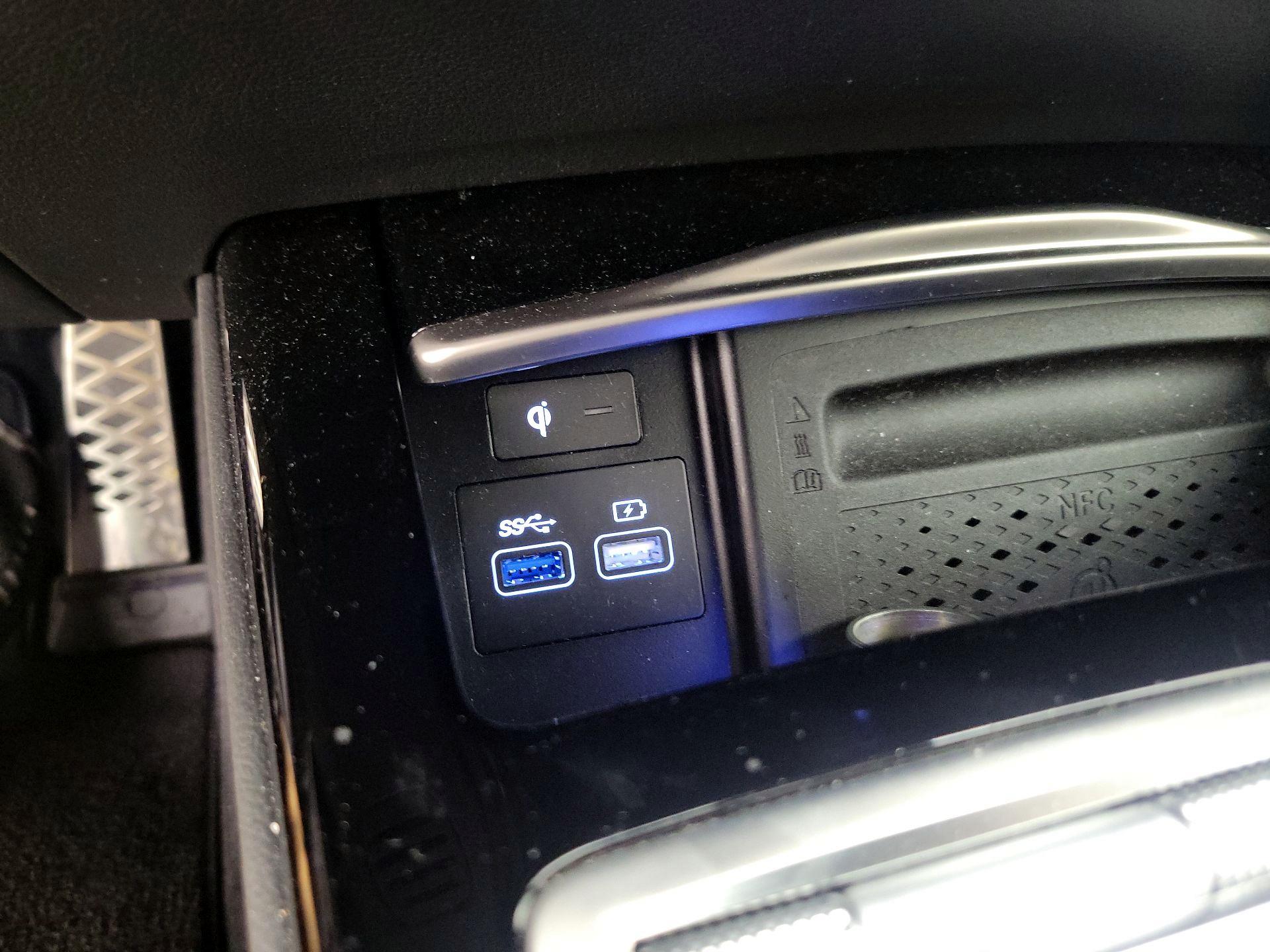 Thumbnail: 2023 Genesis G80 - 19