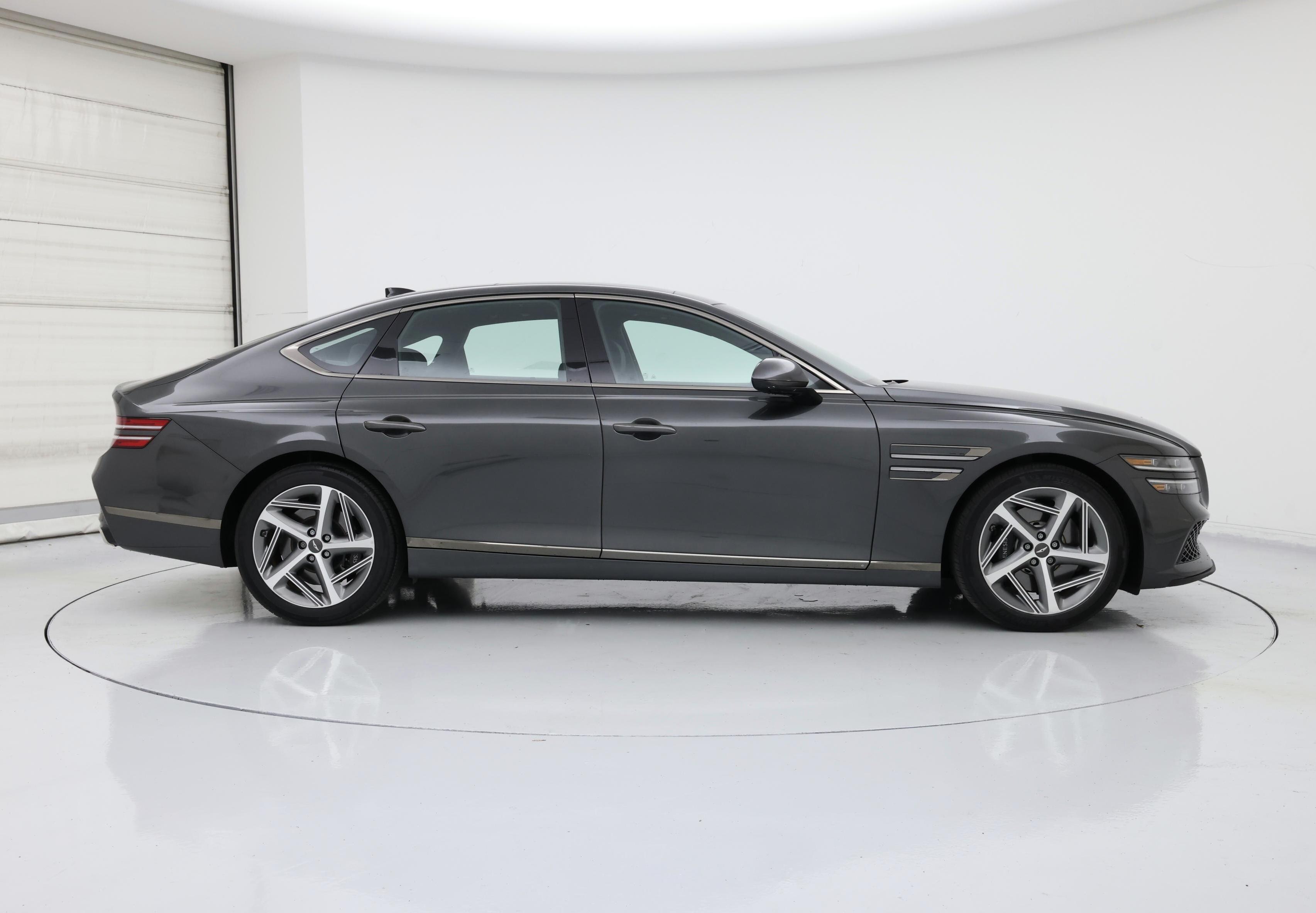 Thumbnail: 2023 Genesis G80 - 7