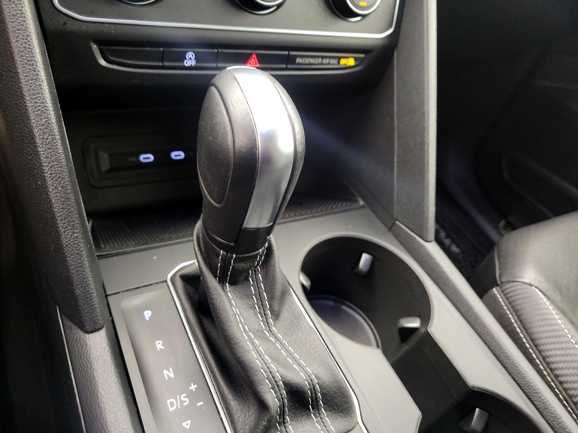 Thumbnail: 2021 Volkswagen Atlas - 17