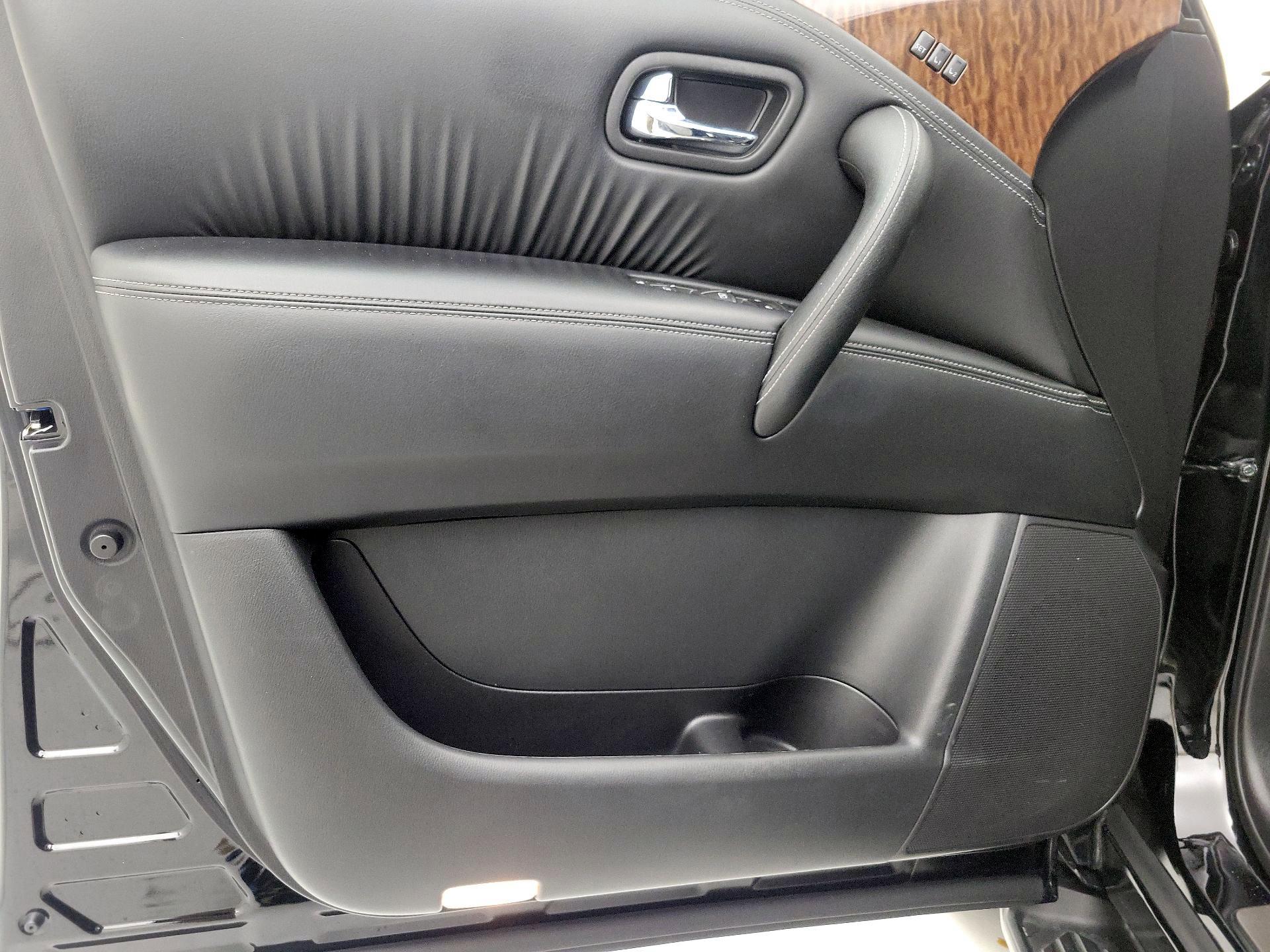 Thumbnail: 2020 Nissan Armada - 12