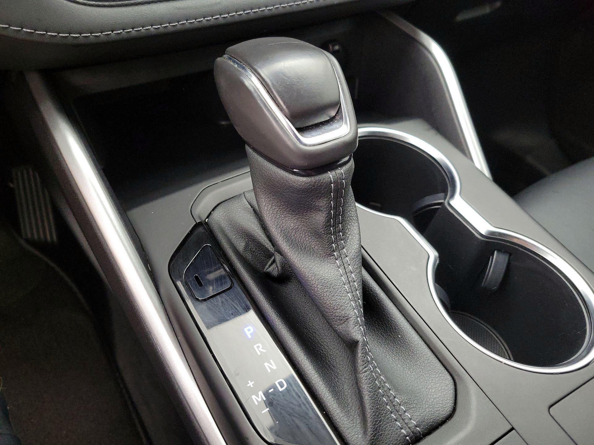 Thumbnail: 2023 Toyota Highlander - 17