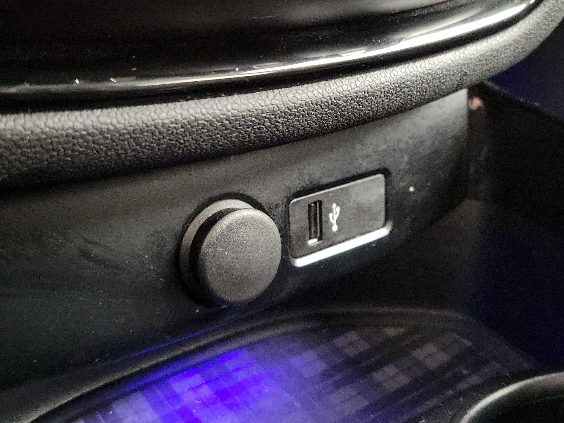 Thumbnail: 2019 MINI Cooper Clubman - 19