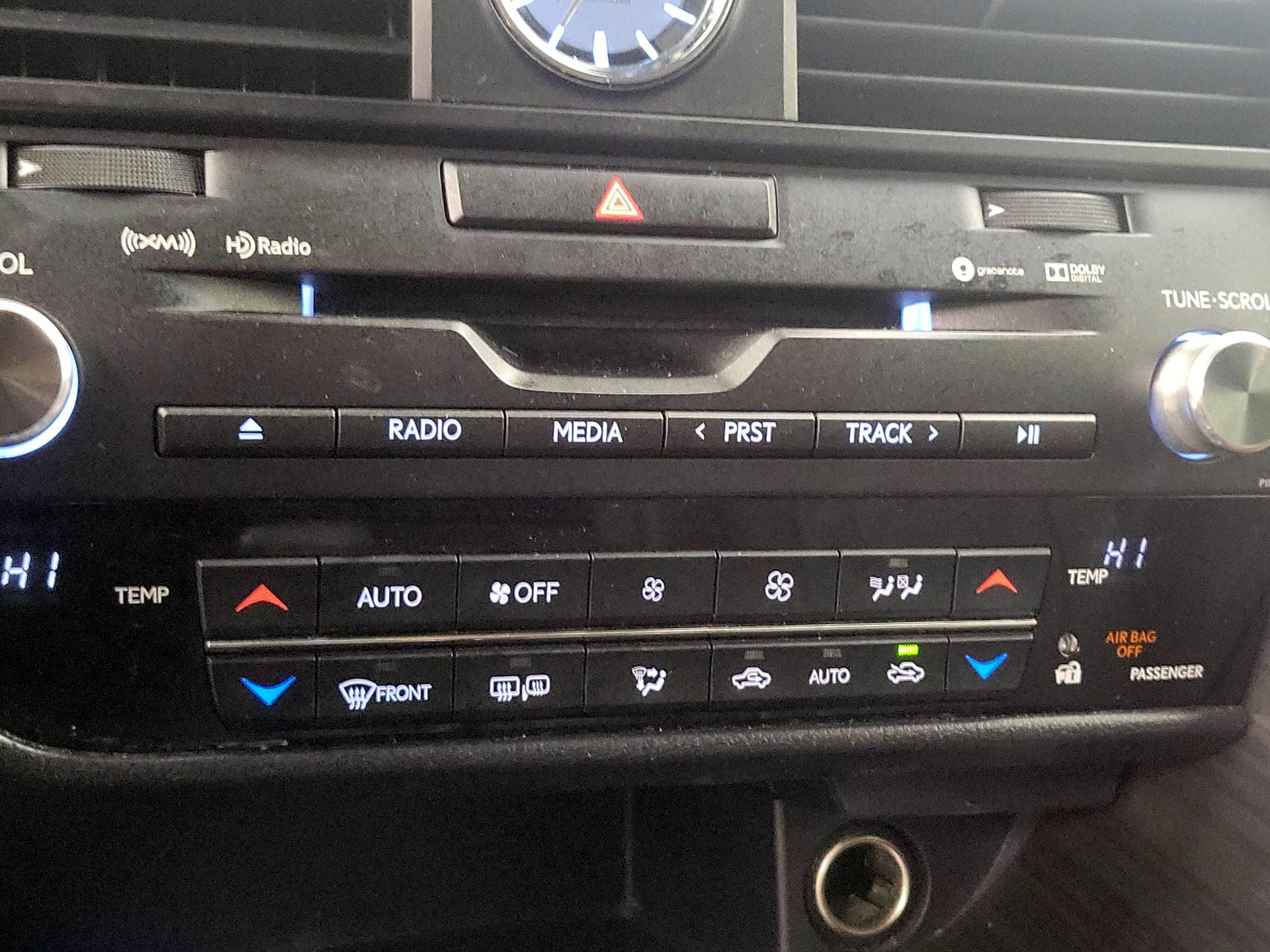 Thumbnail: 2016 Lexus RX - 17