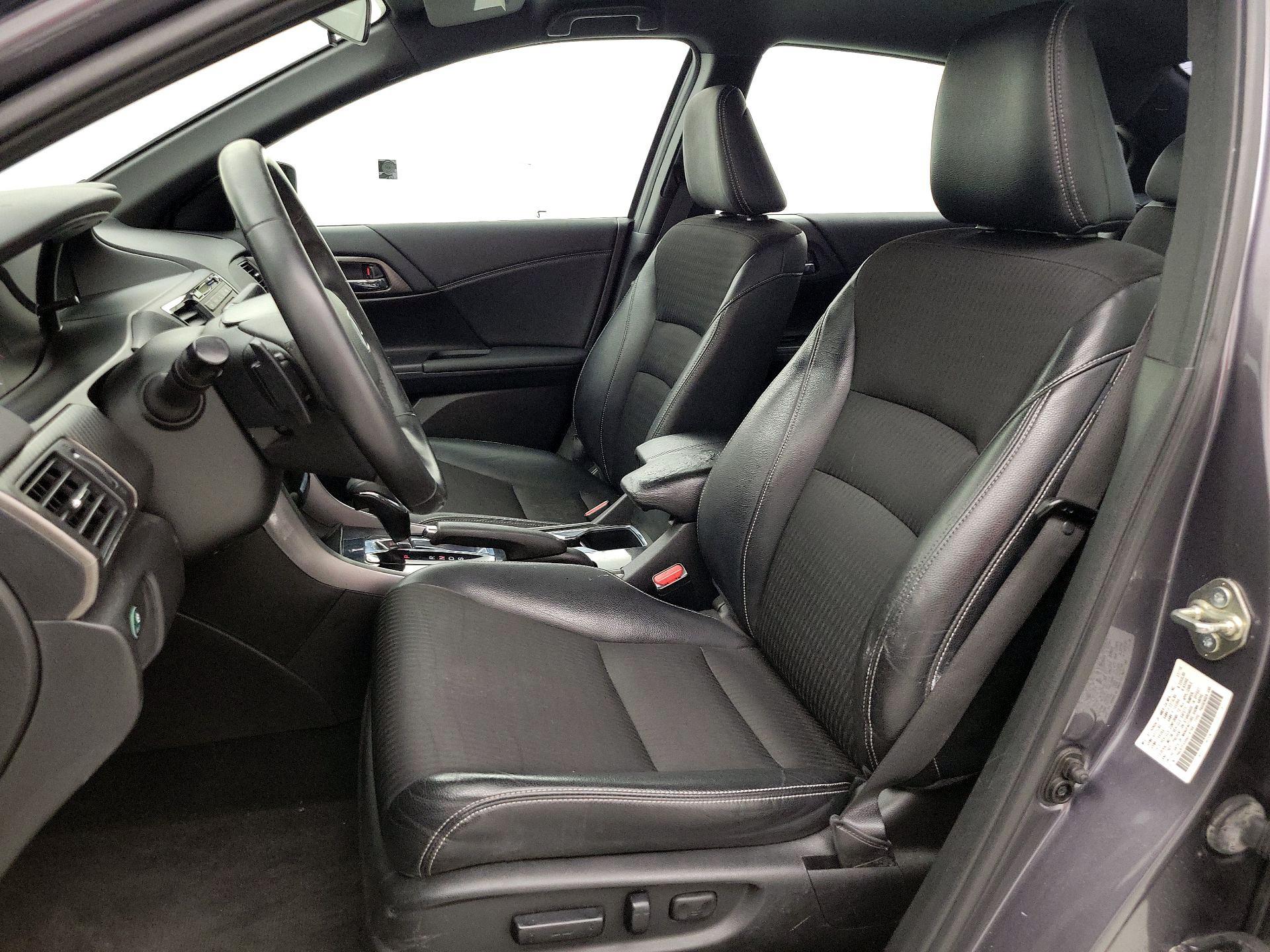 Thumbnail: 2017 Honda Accord - 11