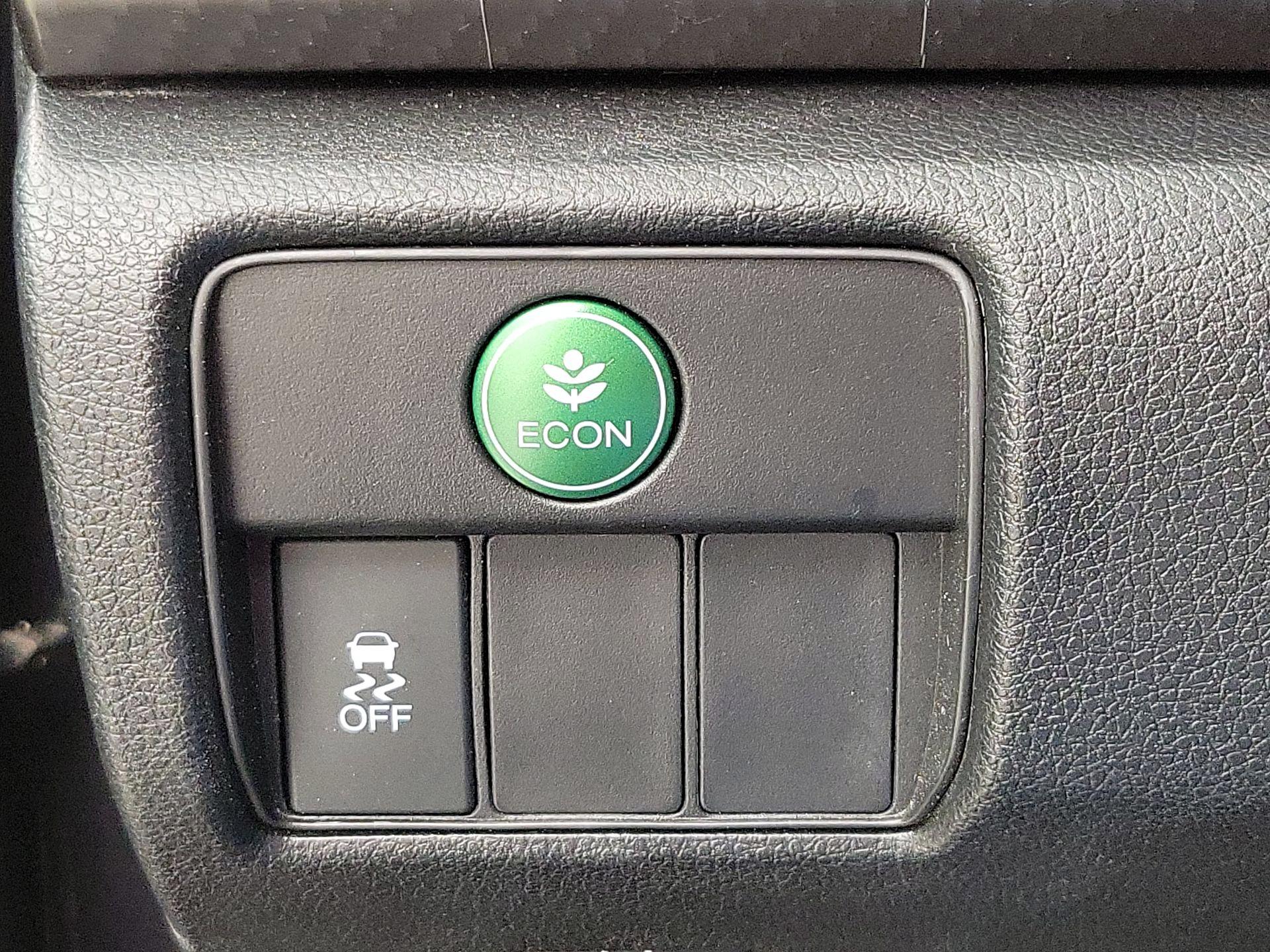 Thumbnail: 2017 Honda Accord - 13