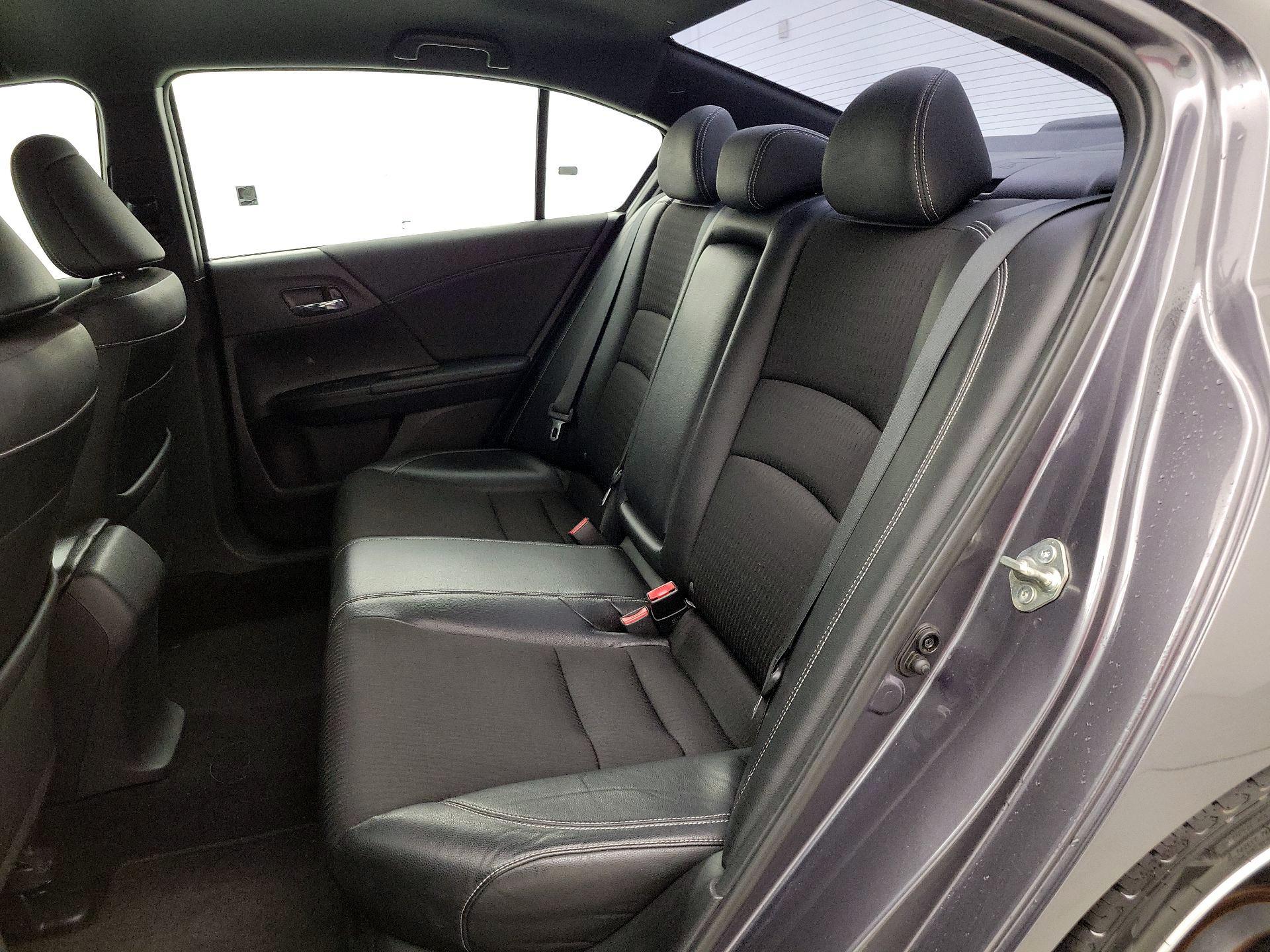 Thumbnail: 2017 Honda Accord - 19