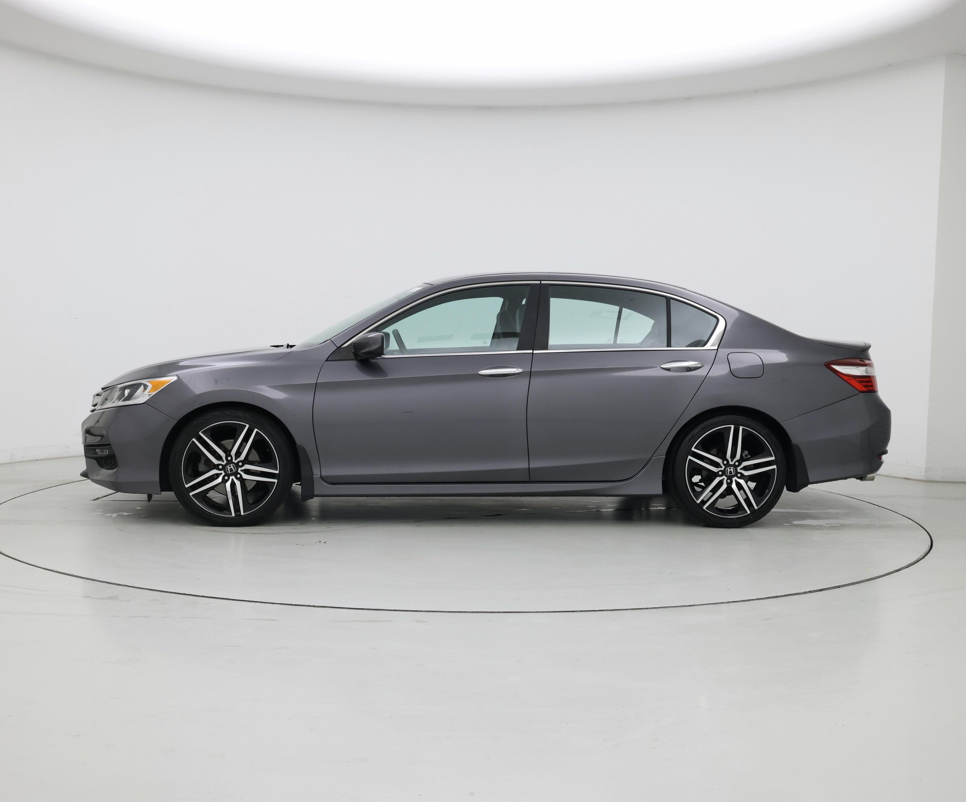 Thumbnail: 2017 Honda Accord - 3