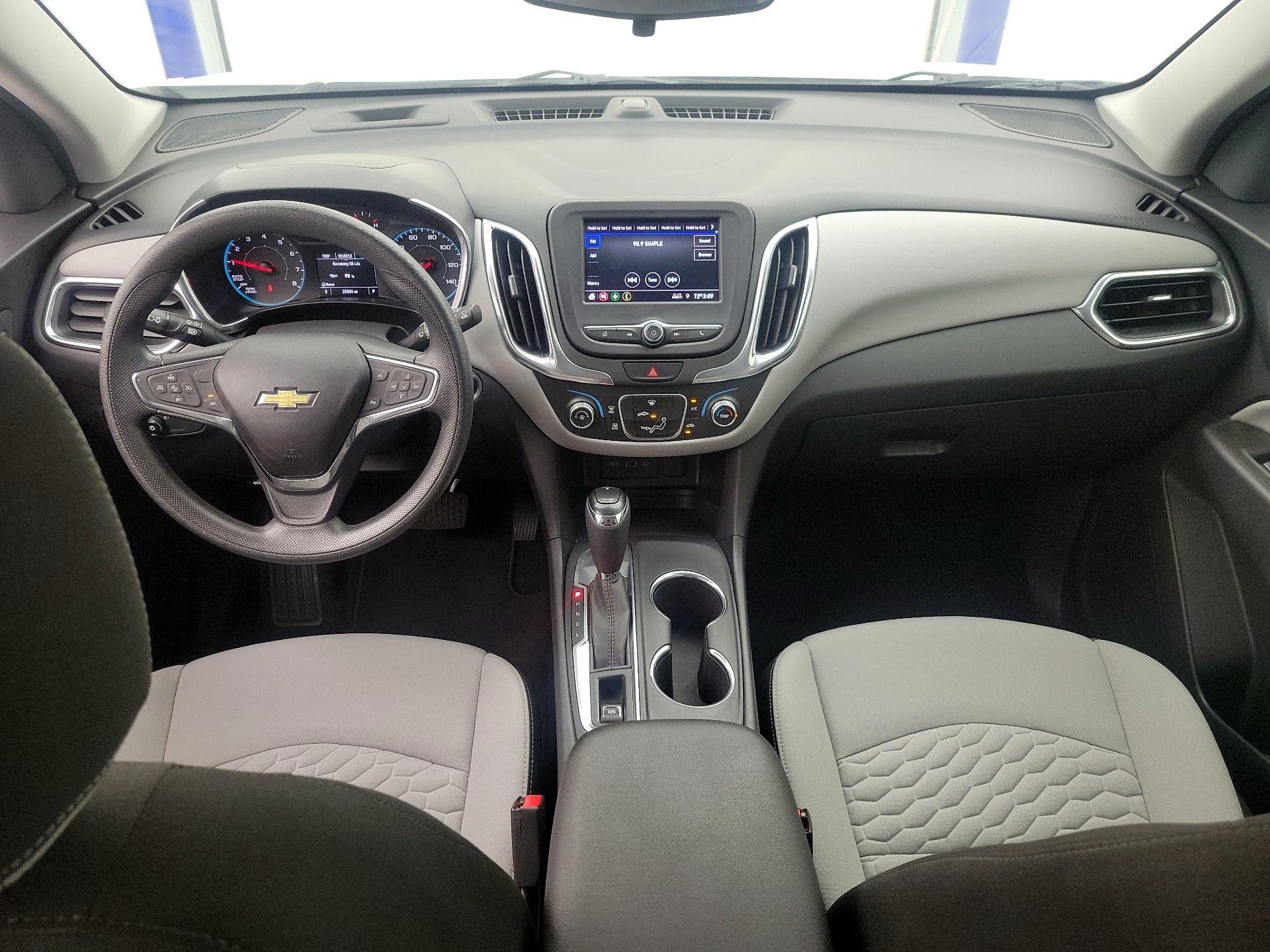 Thumbnail: 2020 Chevrolet Equinox - 9