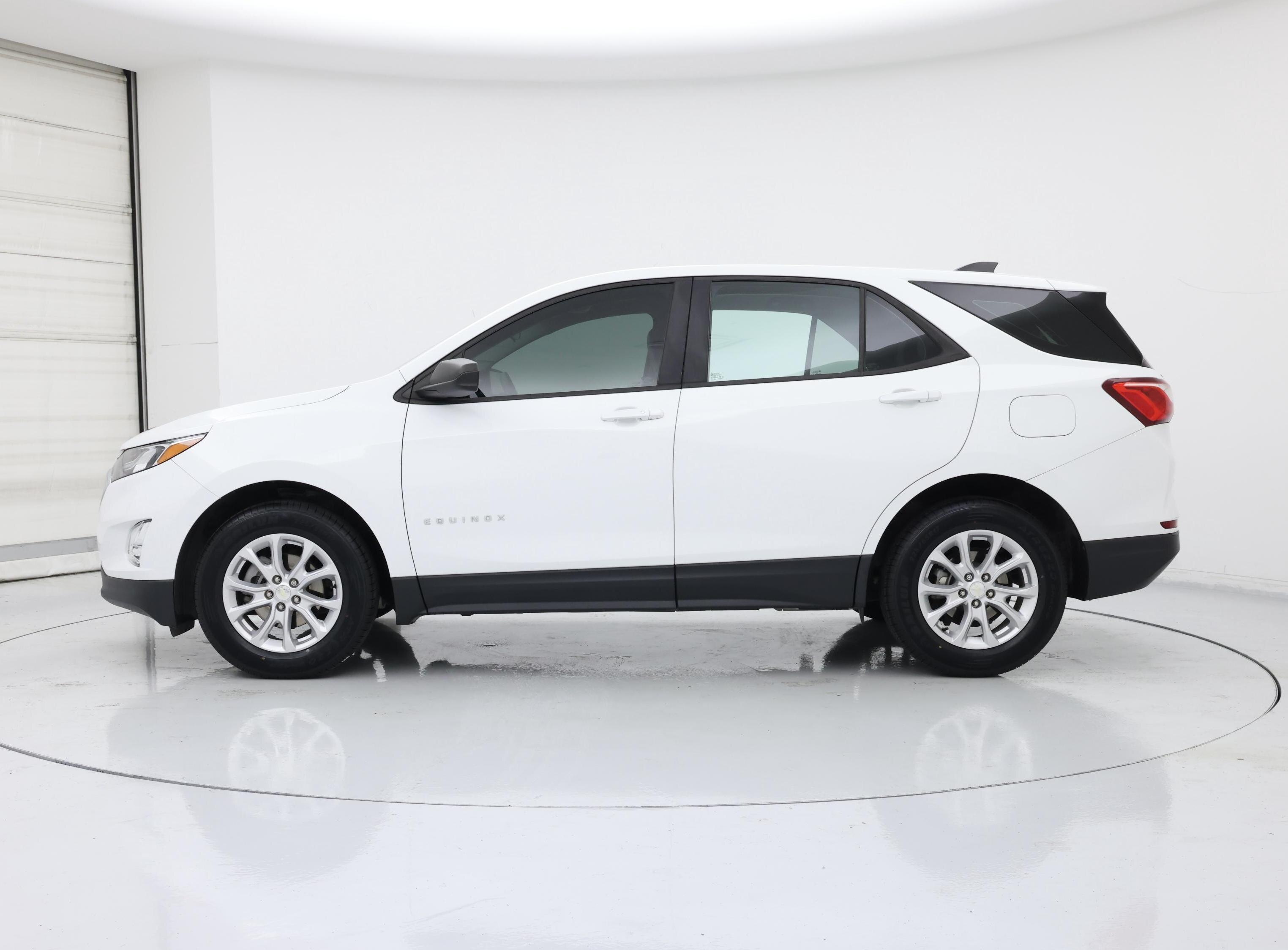 Thumbnail: 2020 Chevrolet Equinox - 3