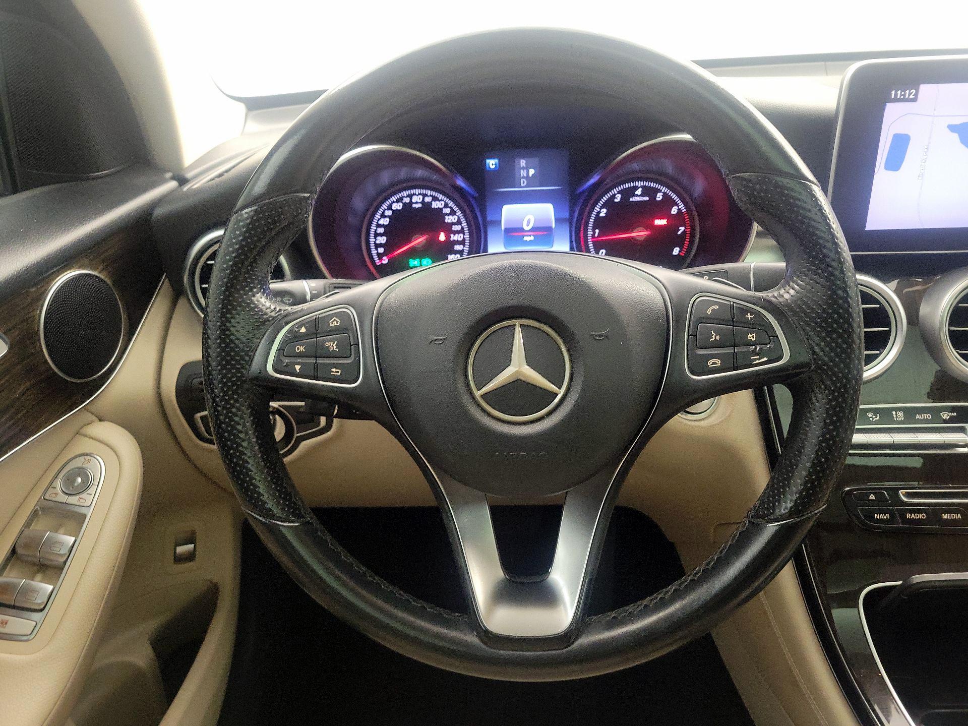 Thumbnail: 2016 Mercedes-Benz GLC - 10