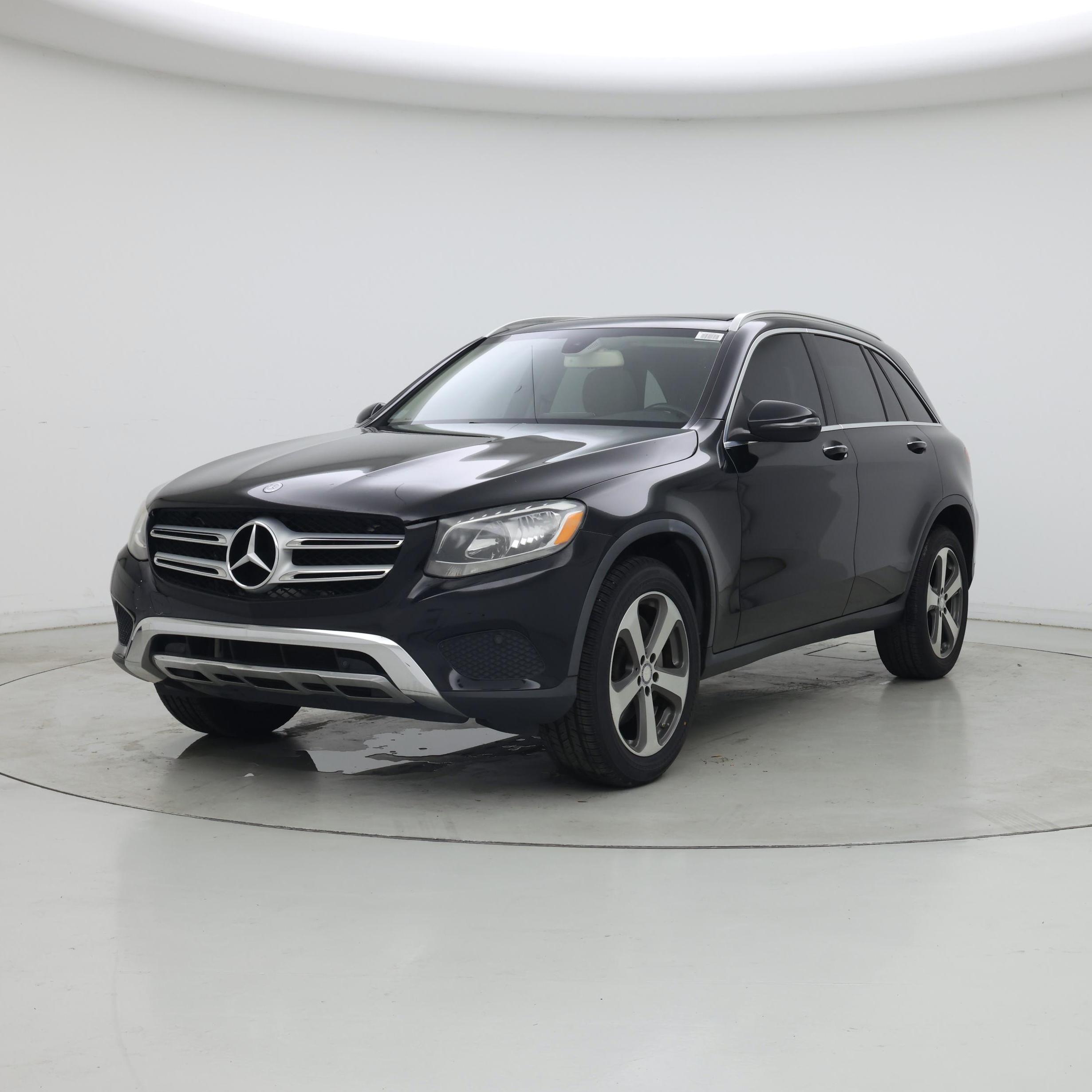 Thumbnail: 2016 Mercedes-Benz GLC - 4