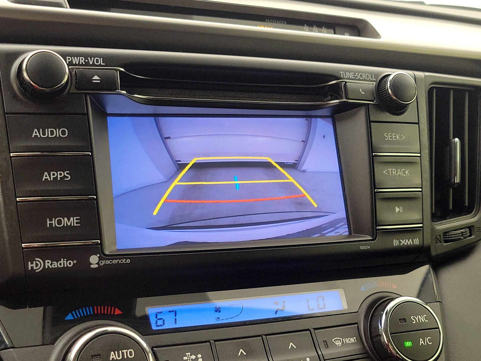 Thumbnail: 2018 Toyota RAV4 - 14