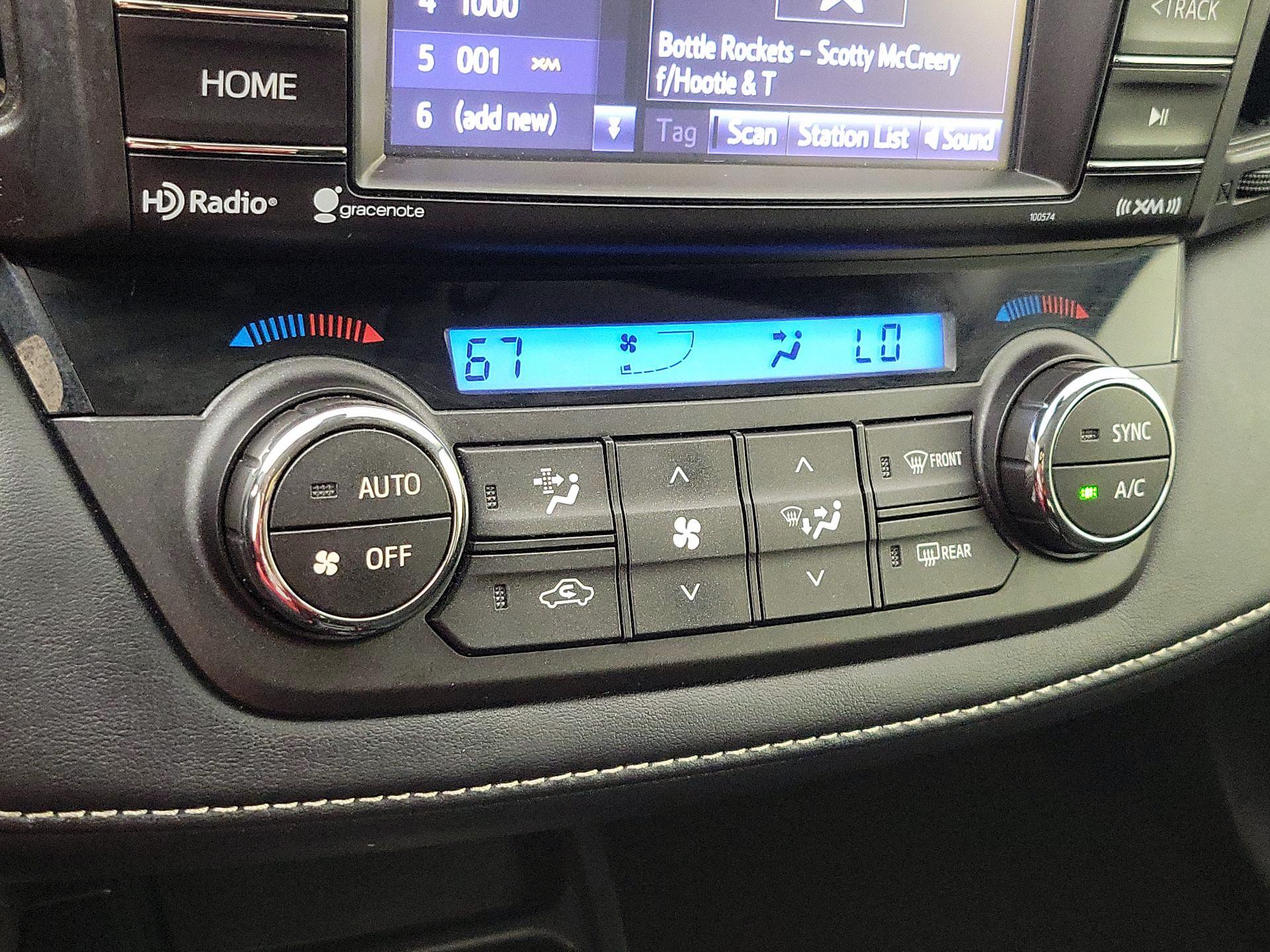 Thumbnail: 2018 Toyota RAV4 - 16