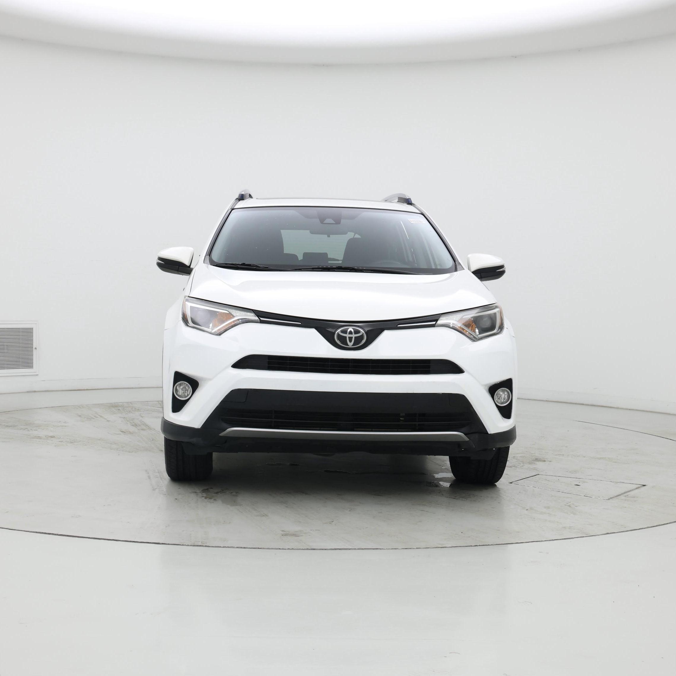 Thumbnail: 2018 Toyota RAV4 - 5