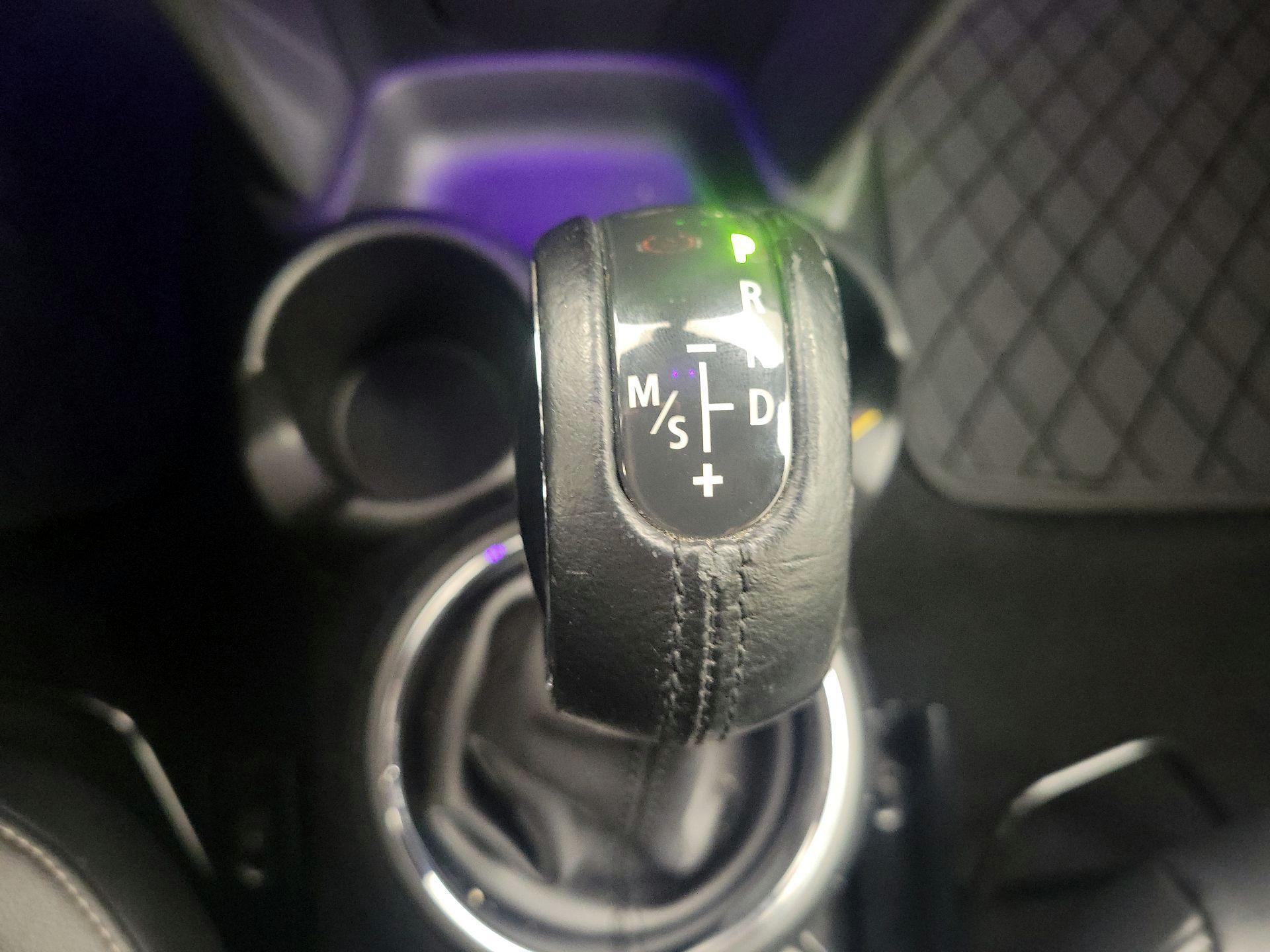 Thumbnail: 2016 MINI Cooper - 16