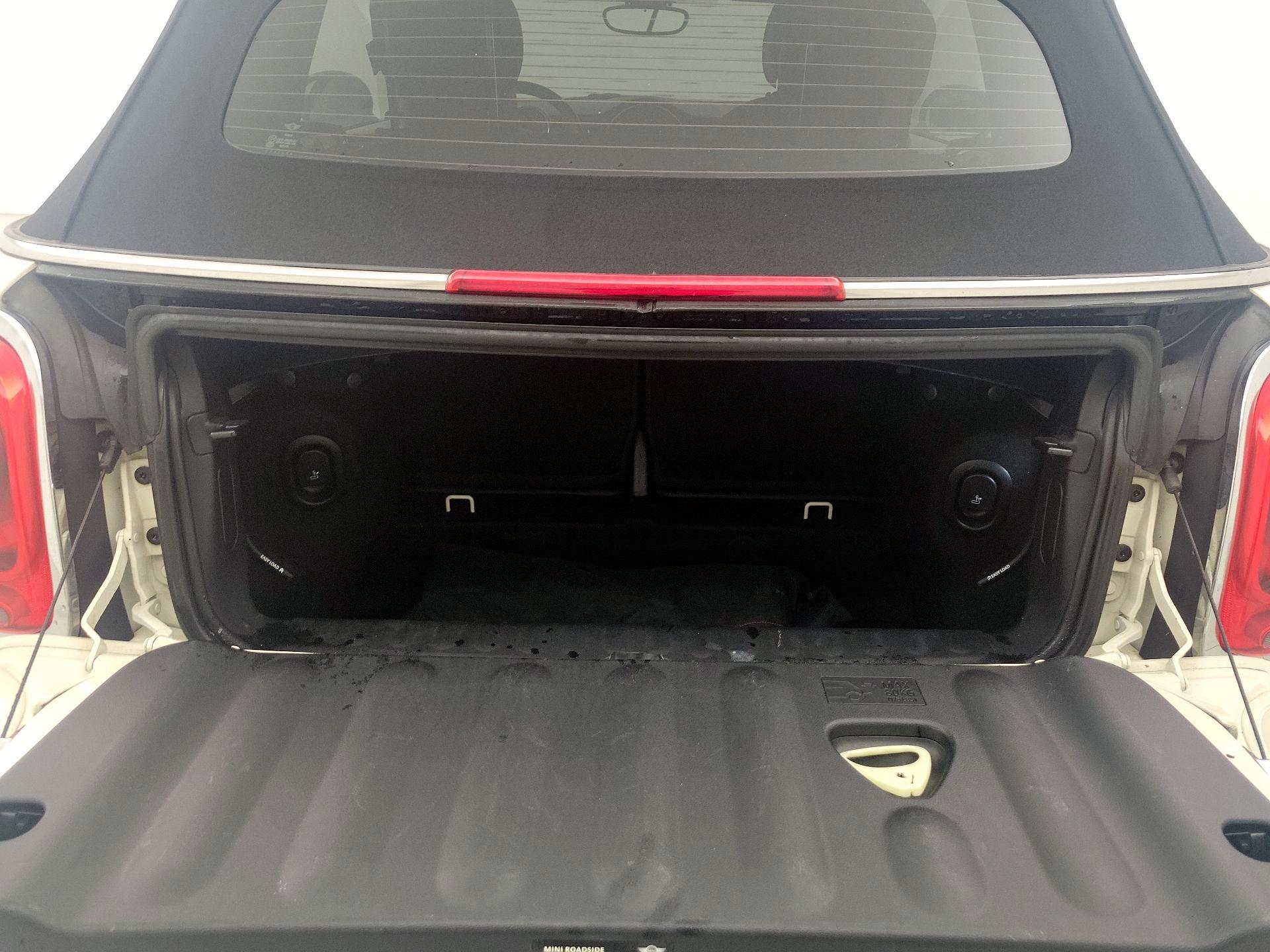 Thumbnail: 2016 MINI Cooper - 18