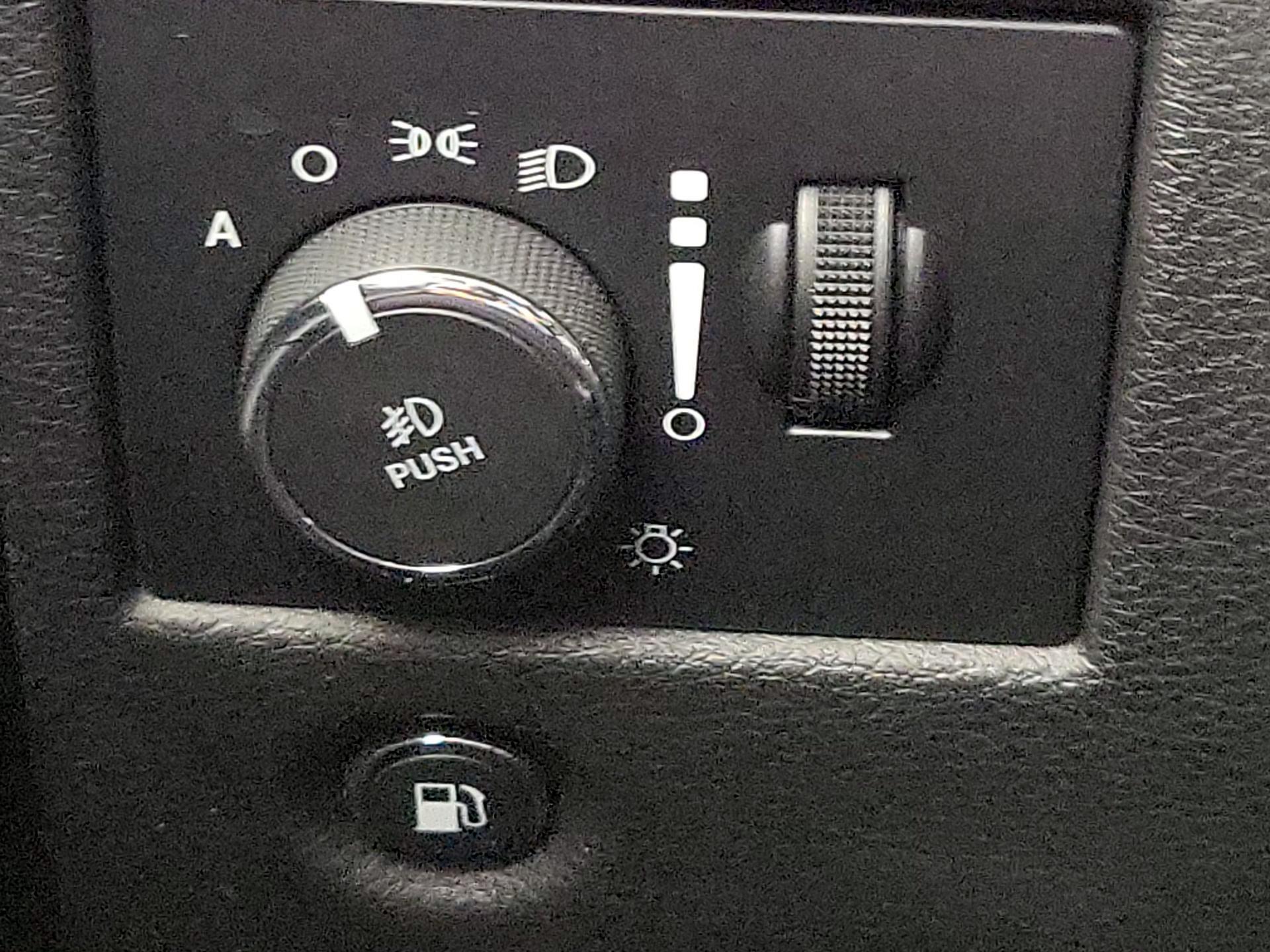 Thumbnail: 2018 Jeep Grand Cherokee - 13