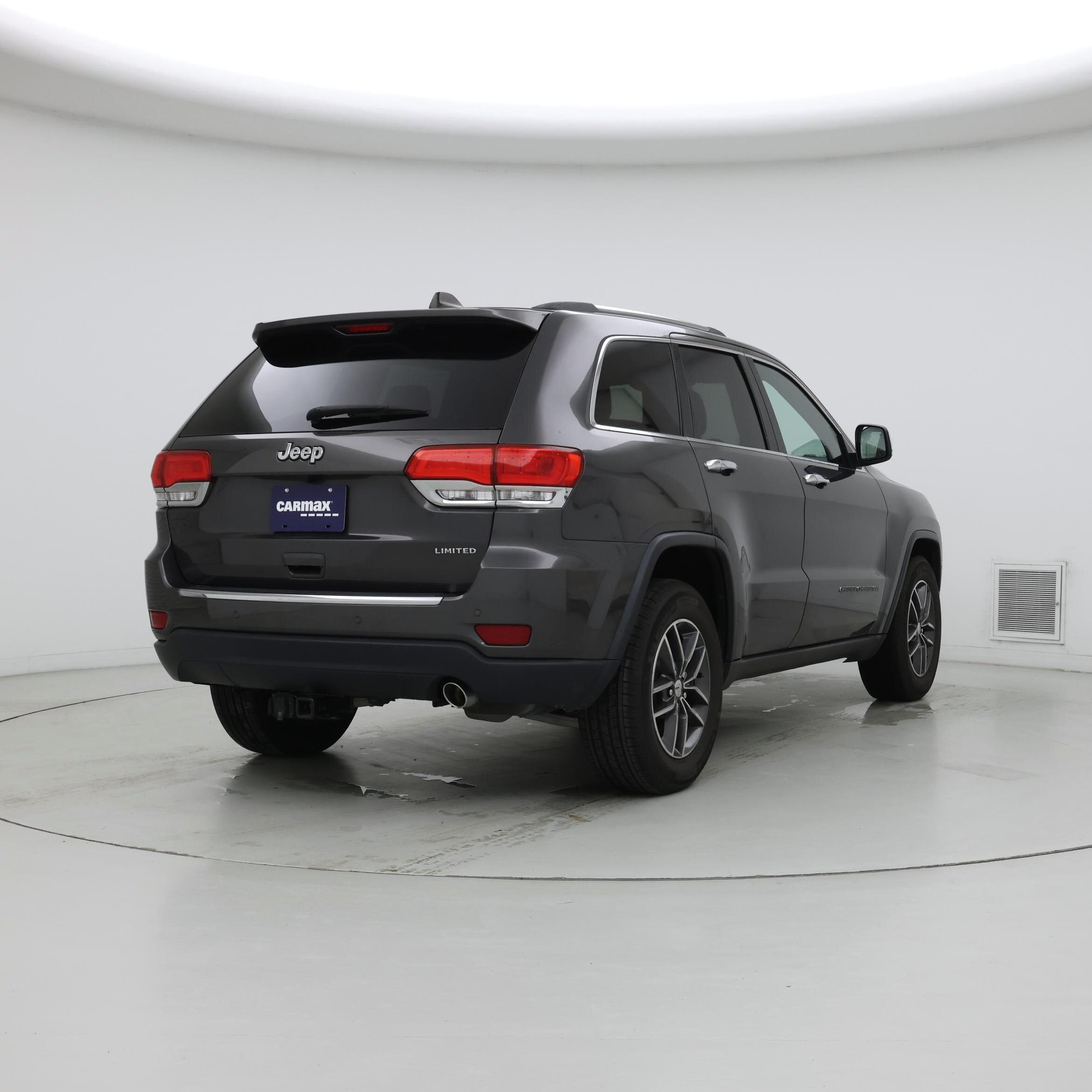 Thumbnail: 2018 Jeep Grand Cherokee - 8