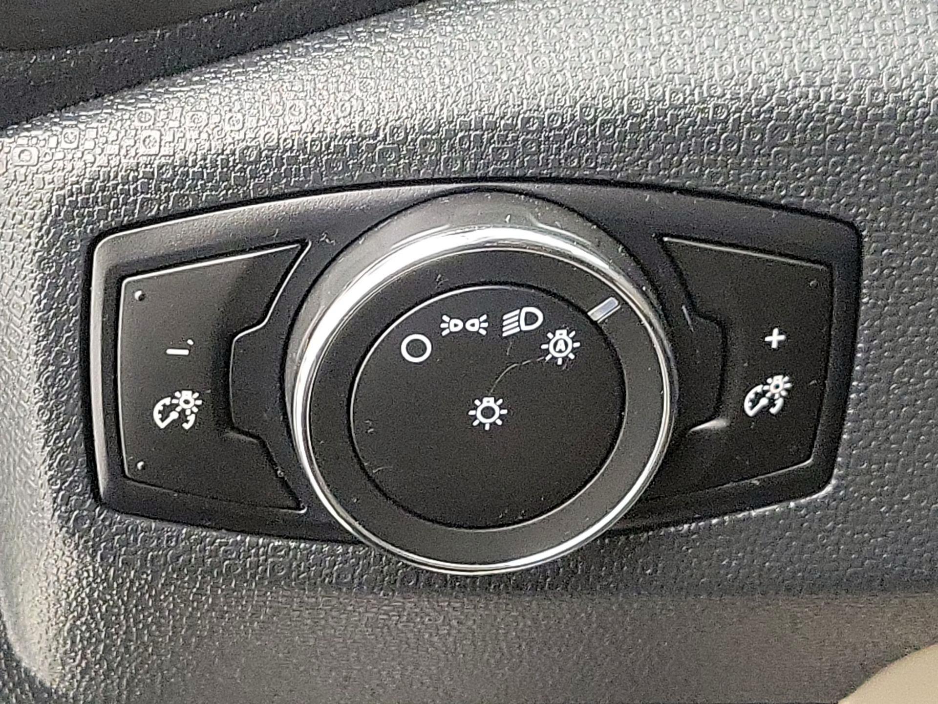 Thumbnail: 2020 Ford EcoSport - 13