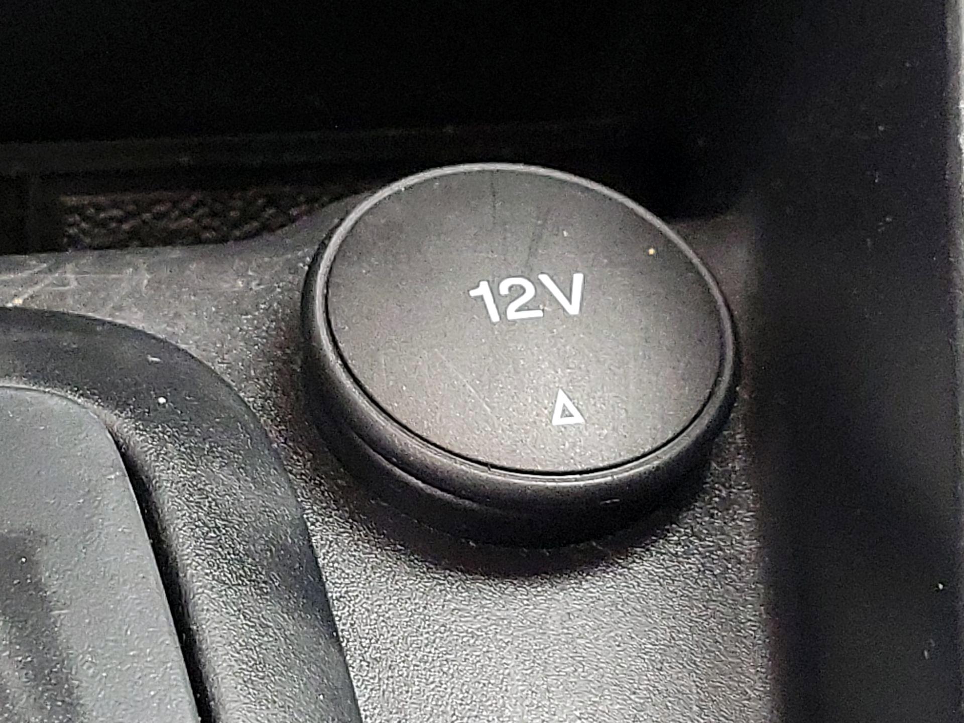 Thumbnail: 2020 Ford EcoSport - 18