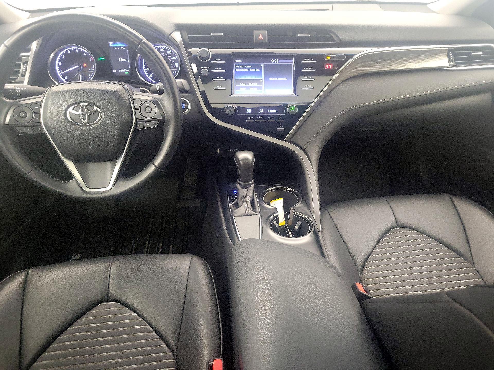 Thumbnail: 2018 Toyota Camry - 9