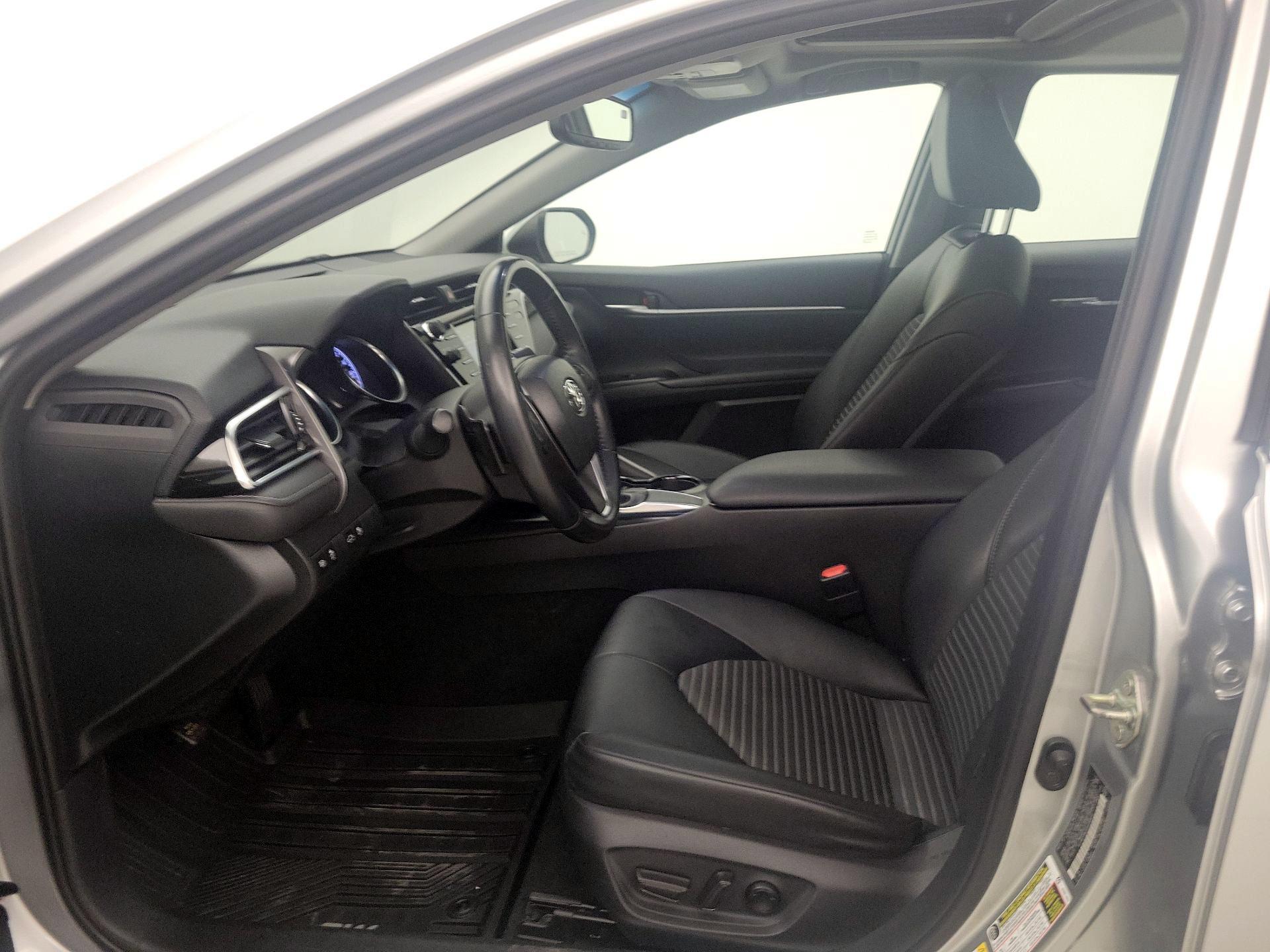 Thumbnail: 2018 Toyota Camry - 11