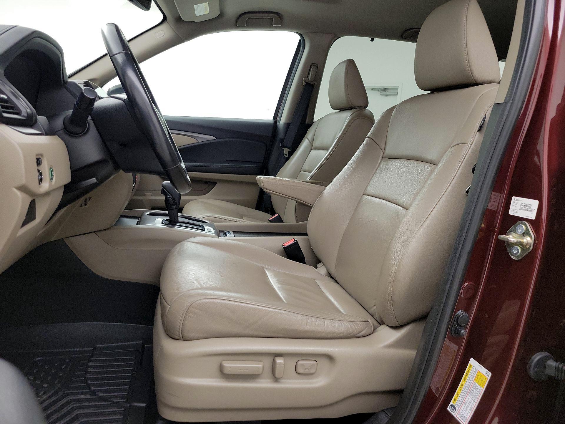 Thumbnail: 2020 Honda Pilot - 11