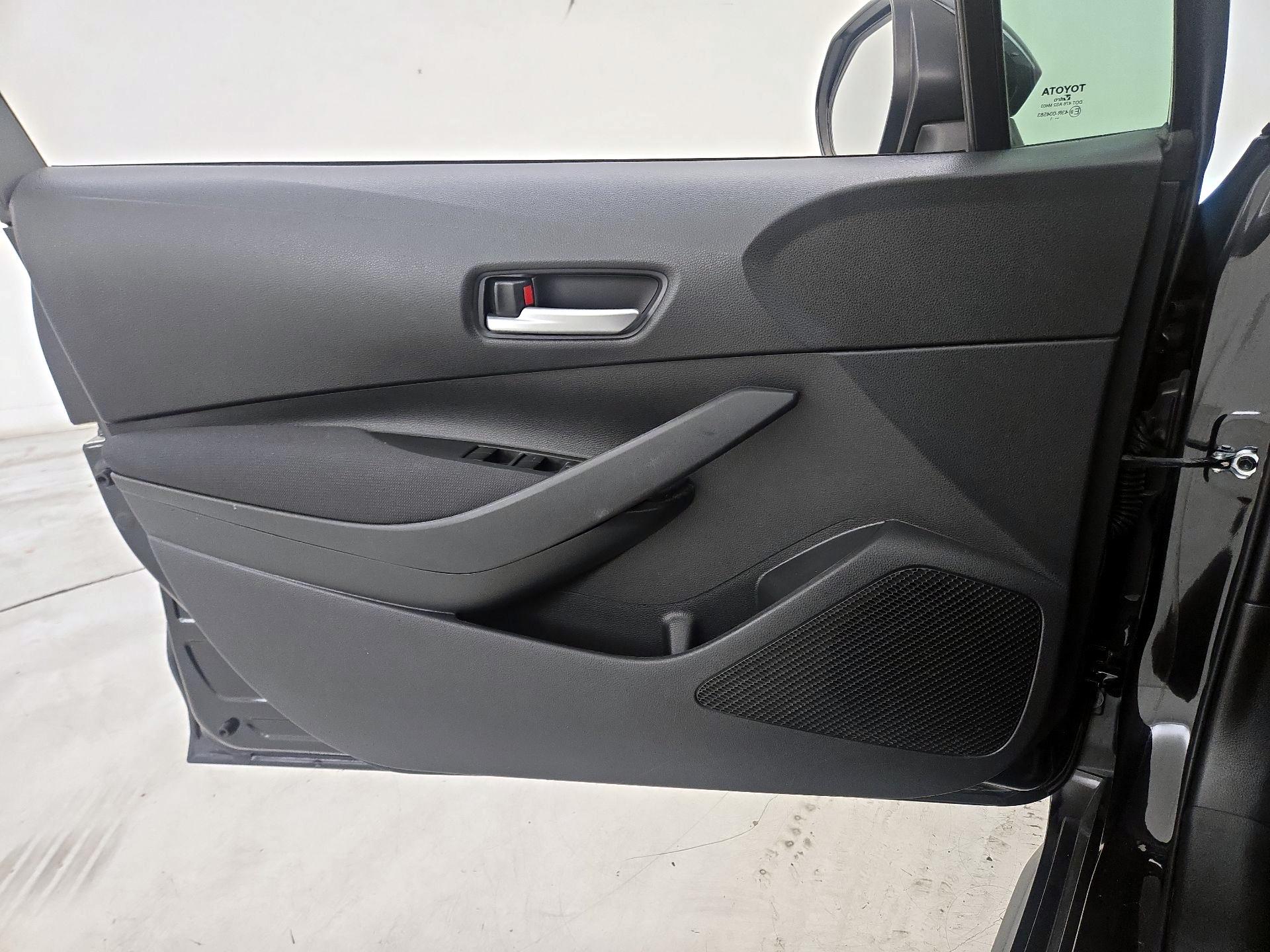 Thumbnail: 2021 Toyota Corolla - 12