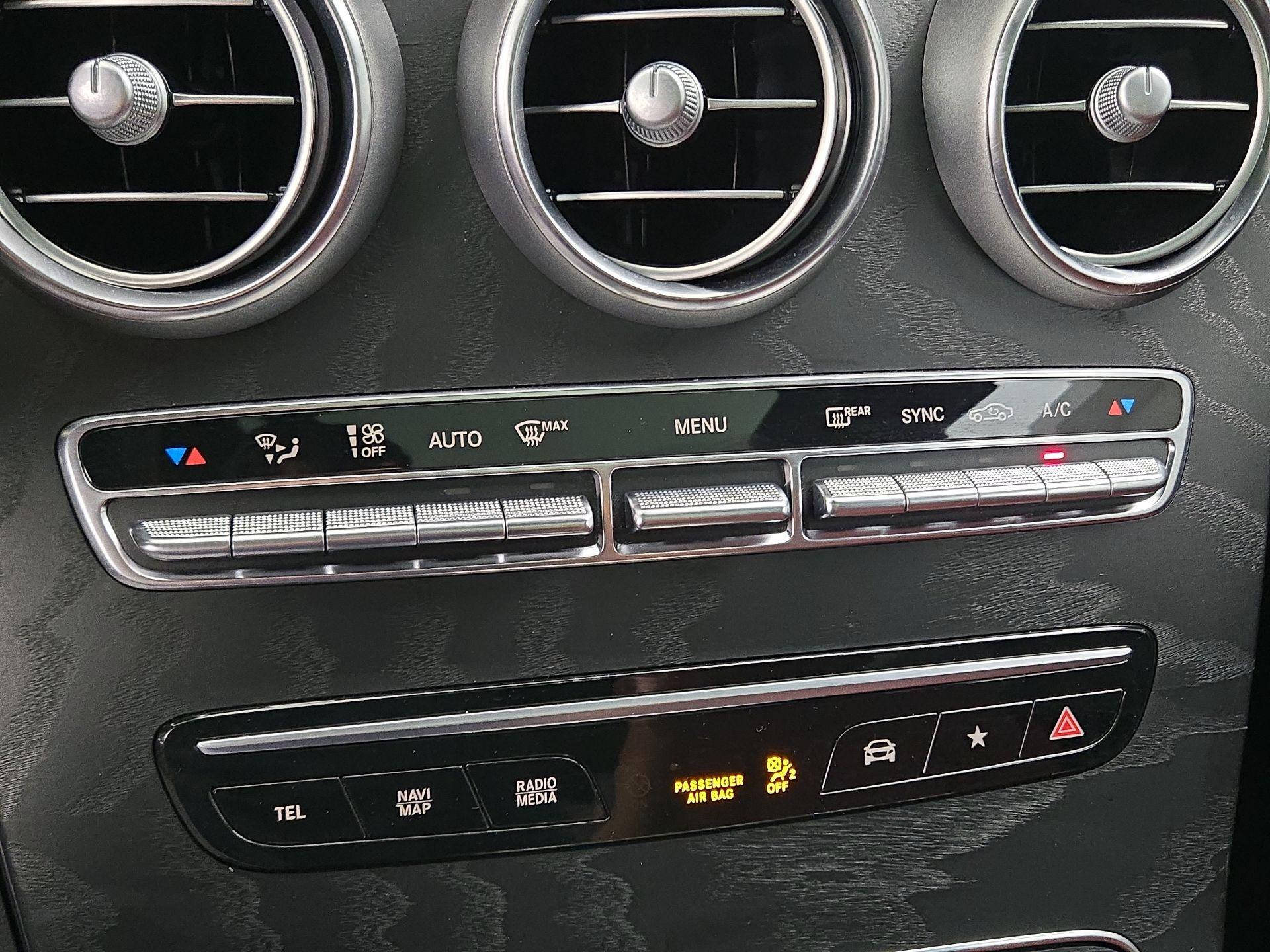 Thumbnail: 2022 Mercedes-Benz GLC - 16