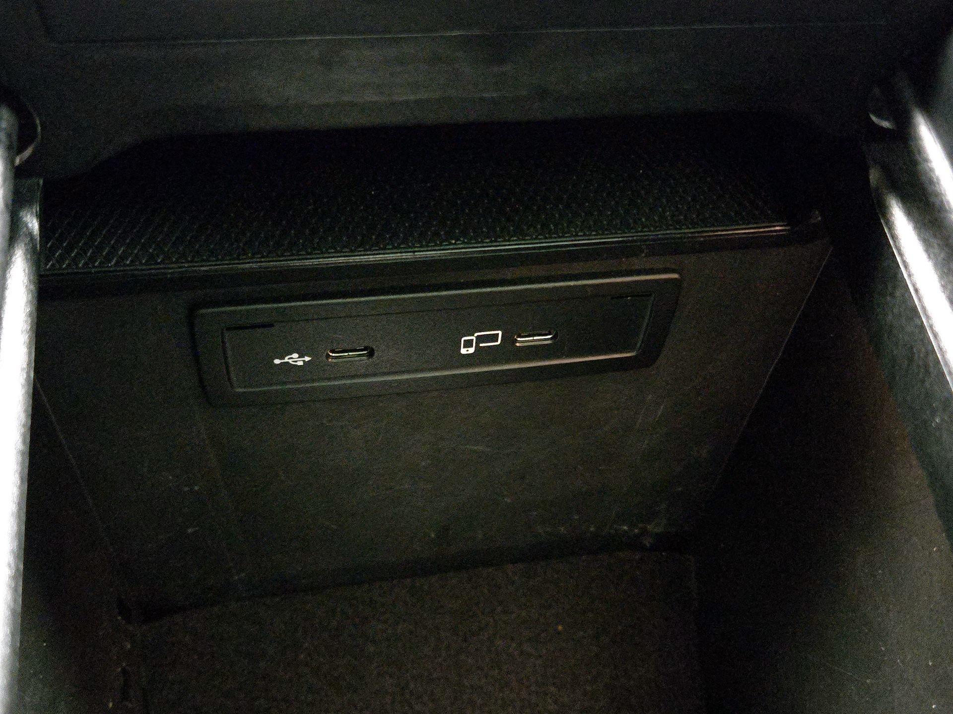 Thumbnail: 2022 Mercedes-Benz GLC - 18